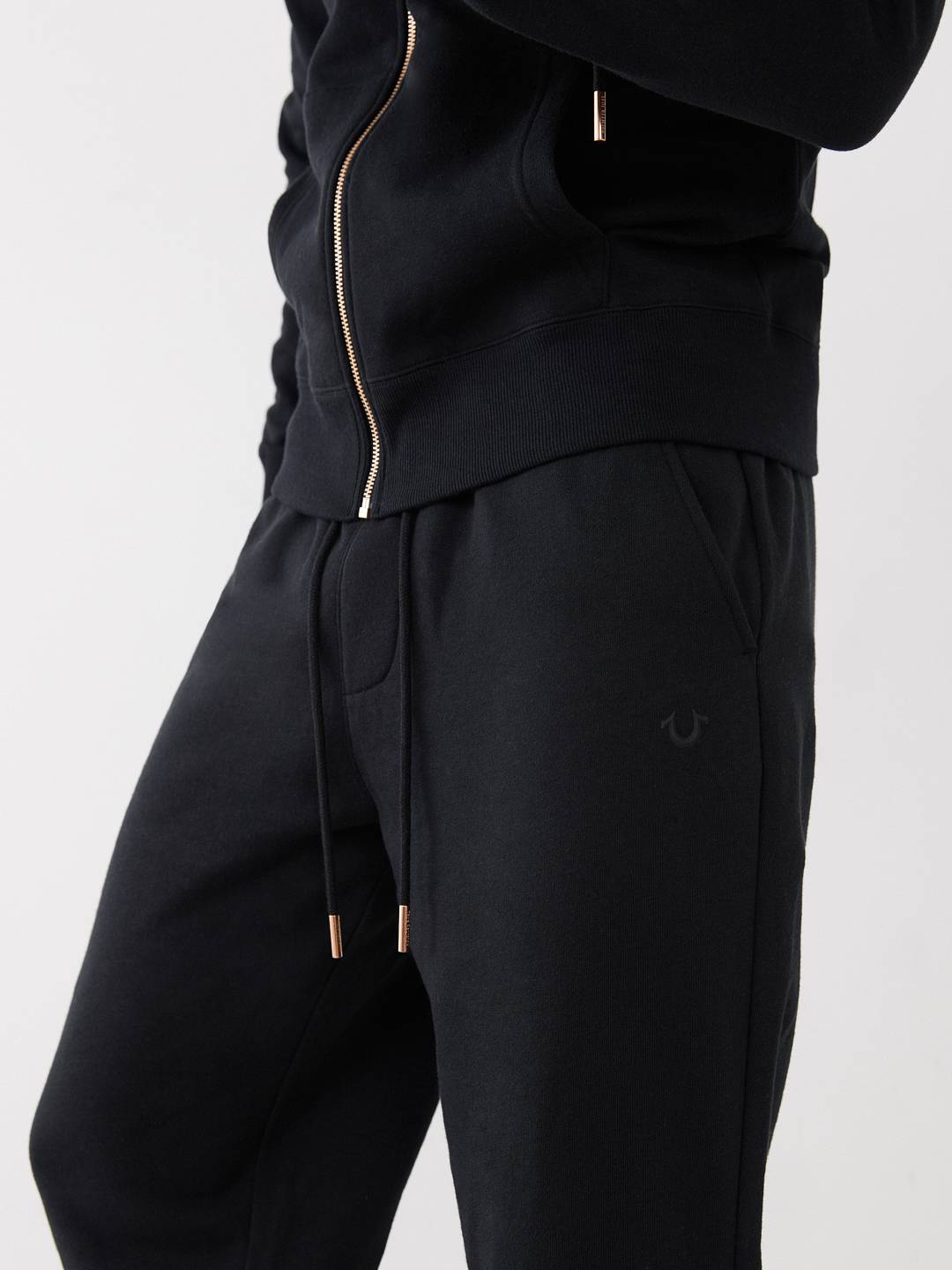 SOLID JOGGER