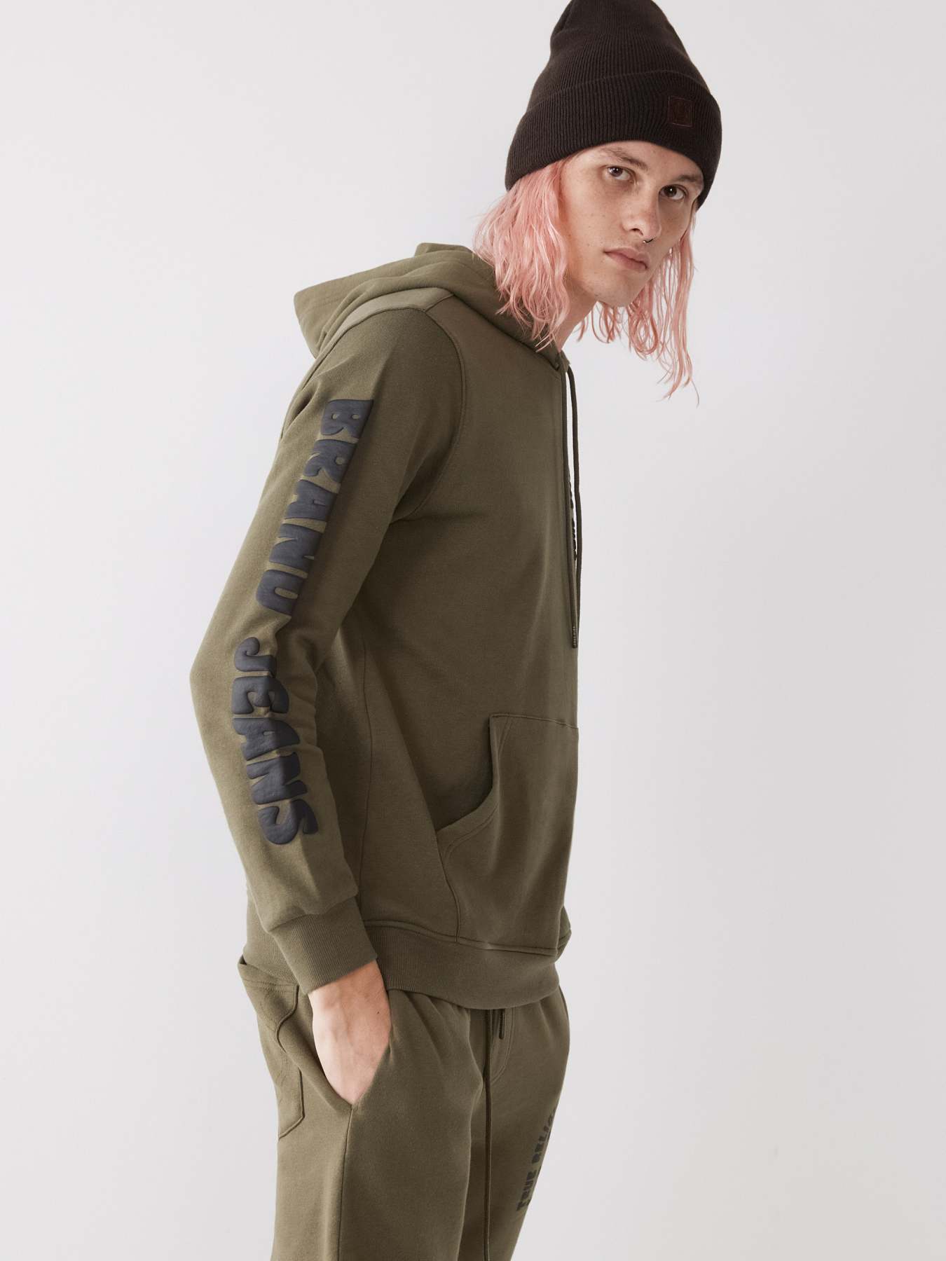 LOGO HOODIE