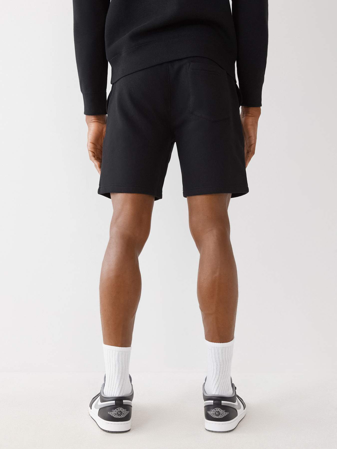 SHORTS DEPORTIVOS CON LOGOTIPO