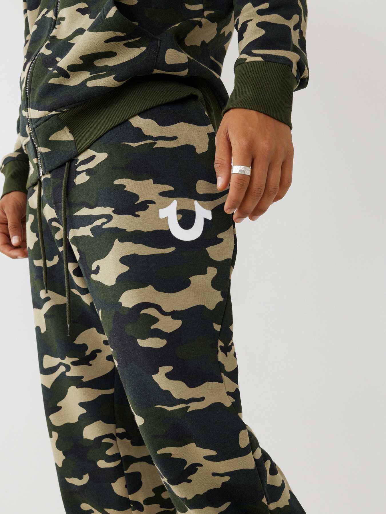 CAMO LOGO JOGGER