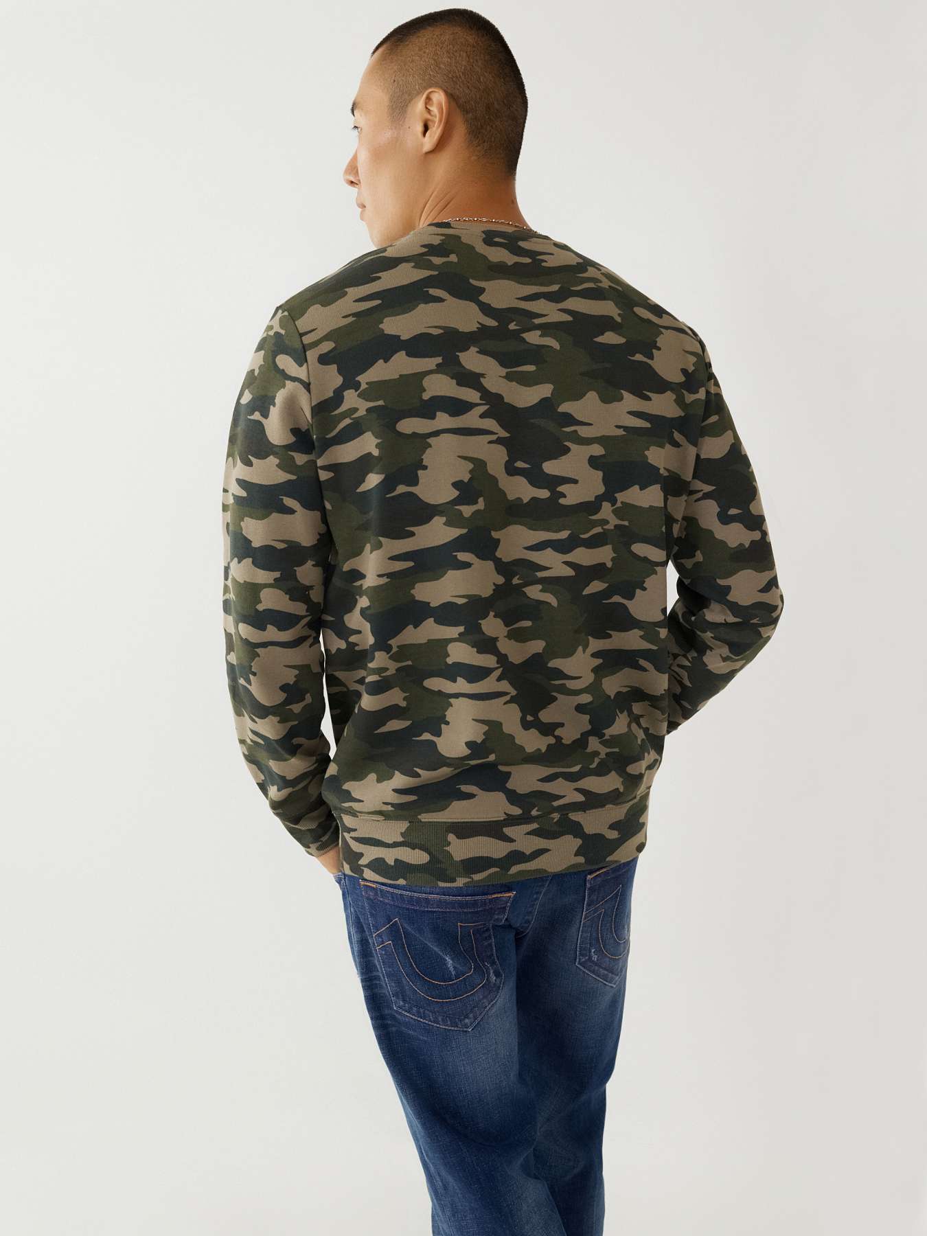 Mens camo crewneck discount sweatshirt