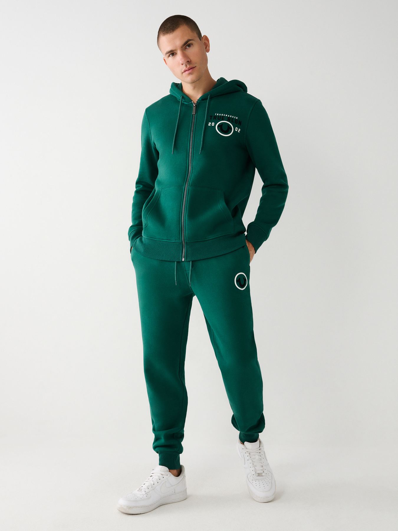 TRUE ZIP HOODIE
