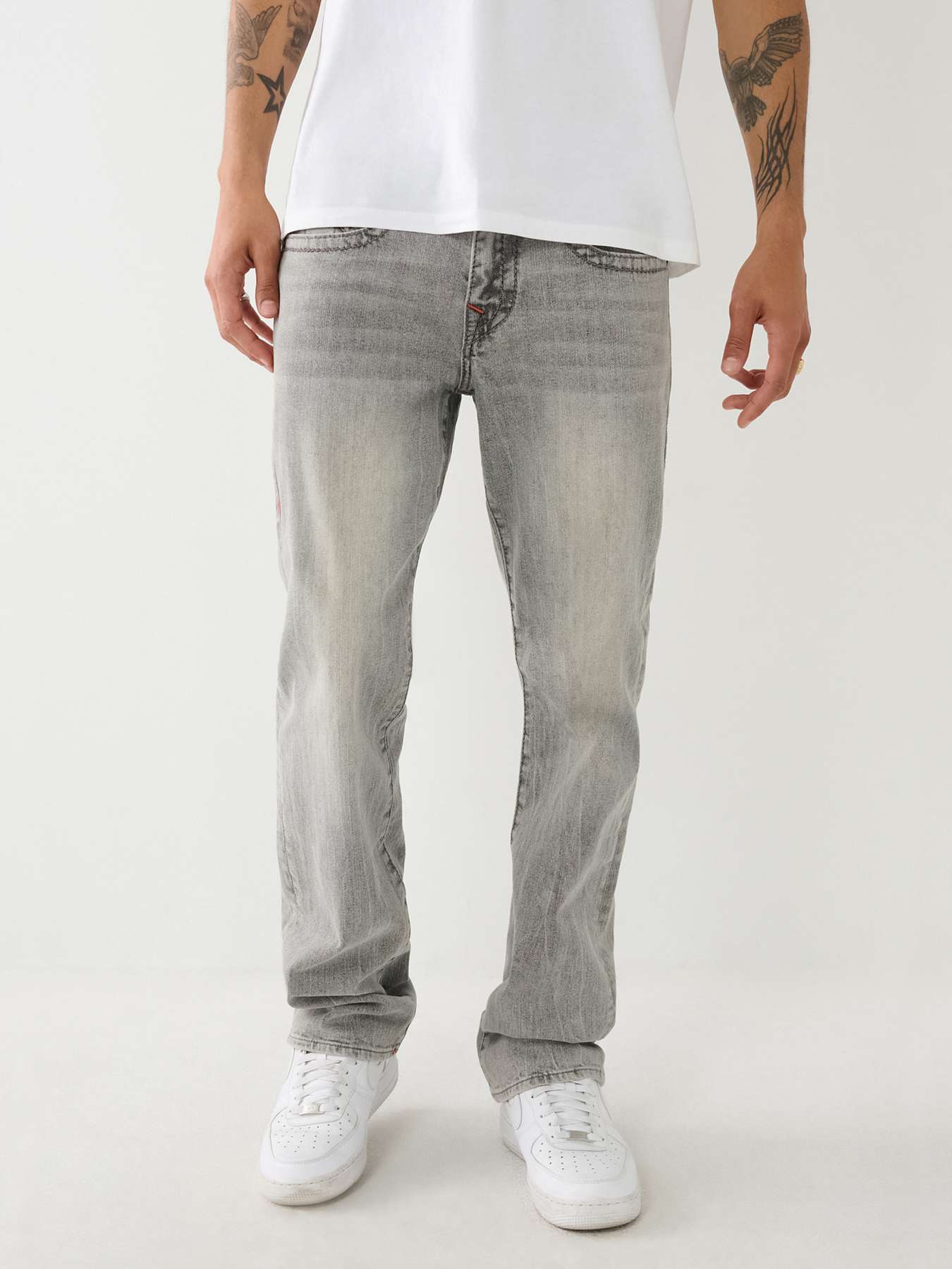 True Religion Men's Ricky Straight Leg Jean with Back Flap Pockets, GGJD  Last Call, 29 at  Men's Clothing store