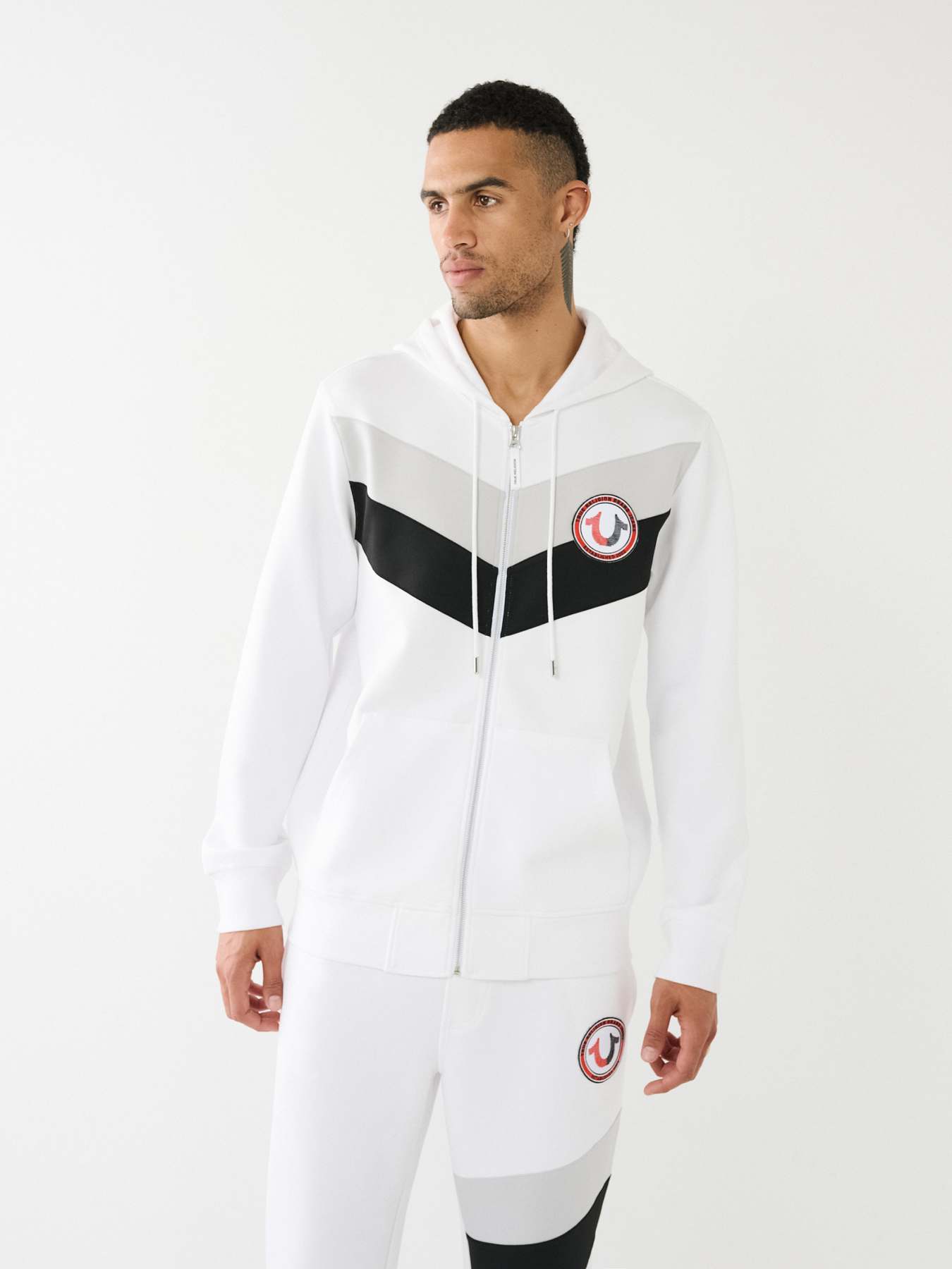 TRUE RELIGION LOGO PATCH ZIP HOODIE, image 3