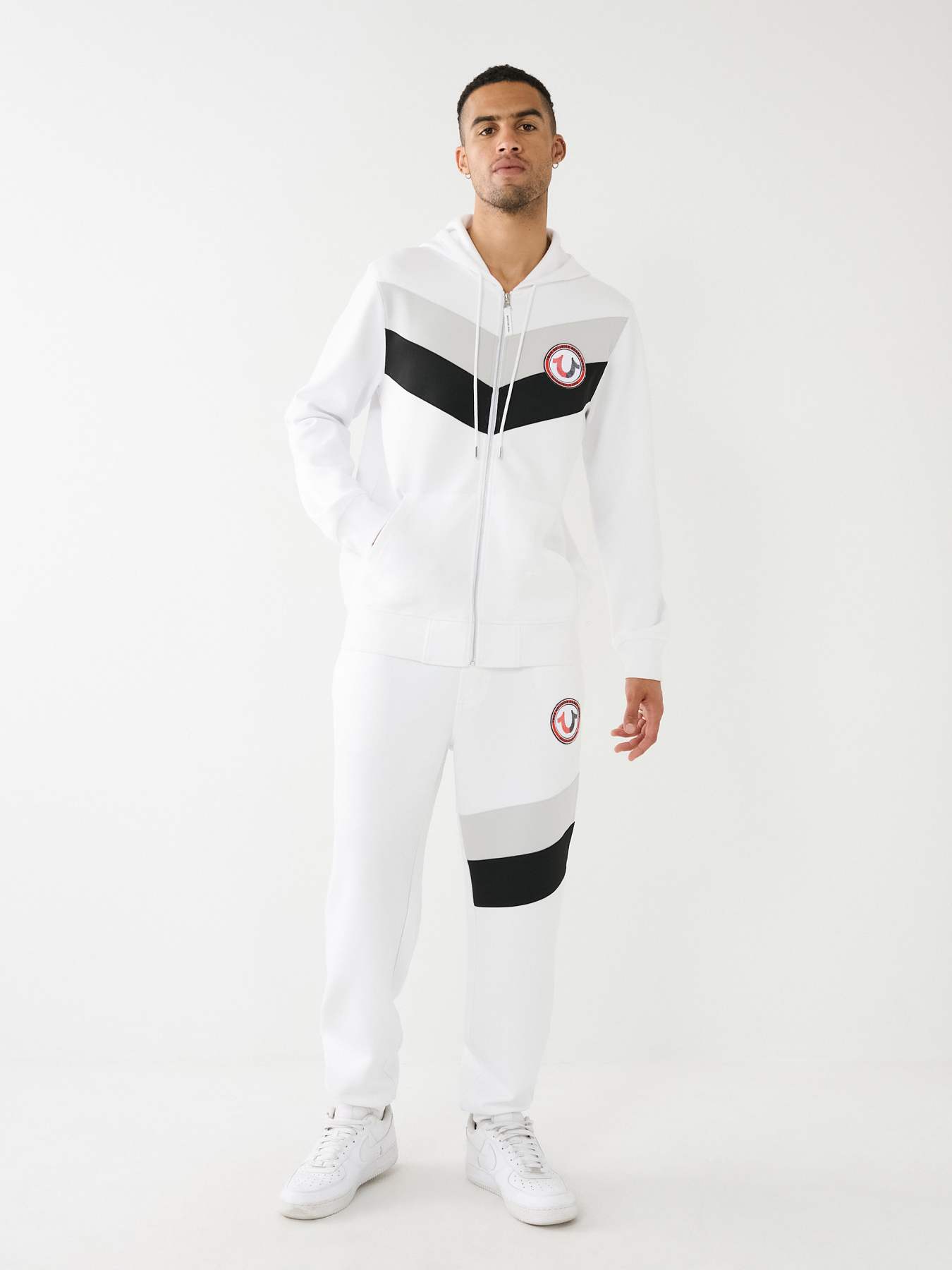 TRUE RELIGION LOGO PATCH ZIP HOODIE True Religion