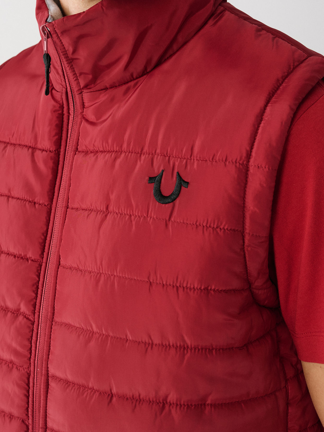 HORSESHOE PUFFER VEST