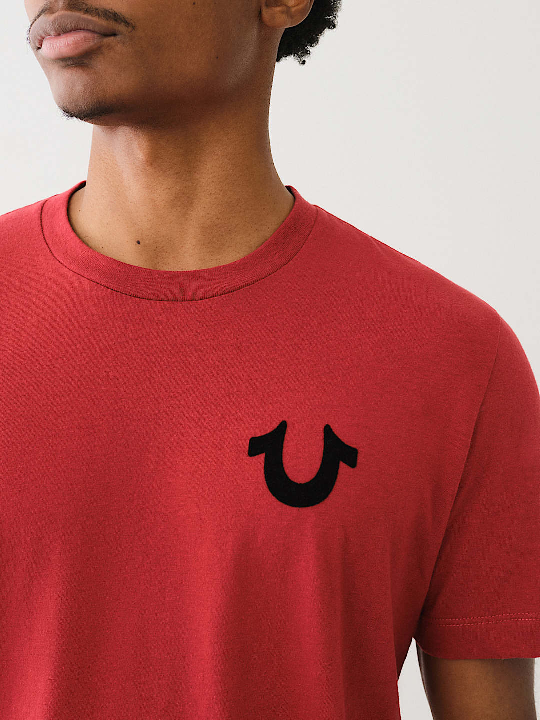 HORSESHOE LOGO TEE