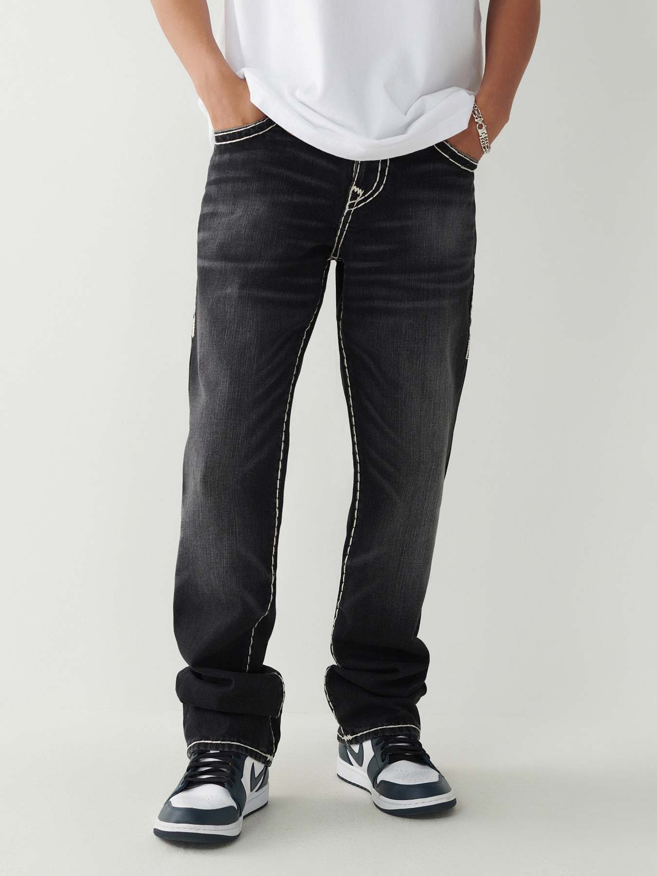 TRUE RELIGION Bobby Super T straight-leg jeans