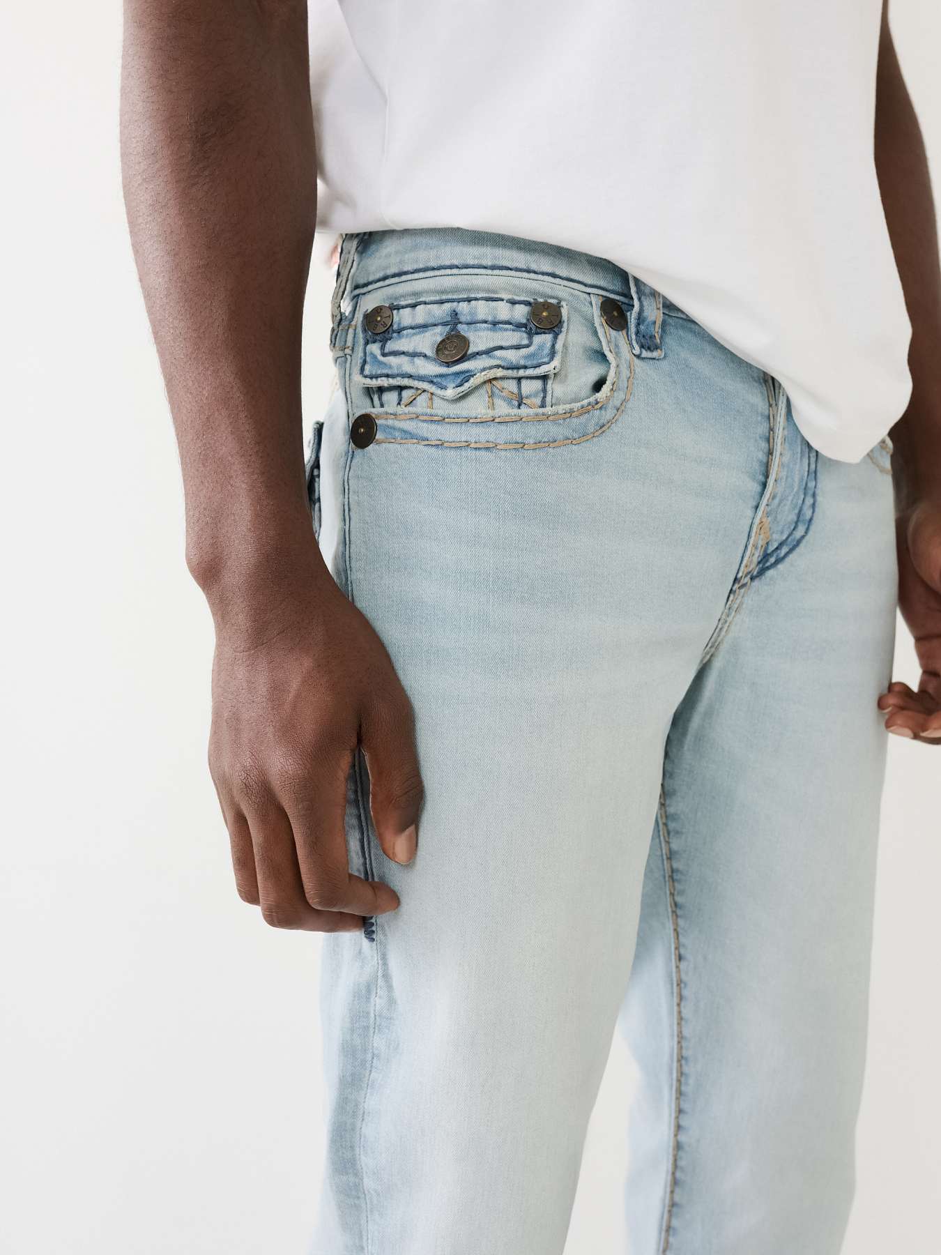 RICKY SUPER T FLAP STRAIGHT JEAN - Kolari Light Wash | True