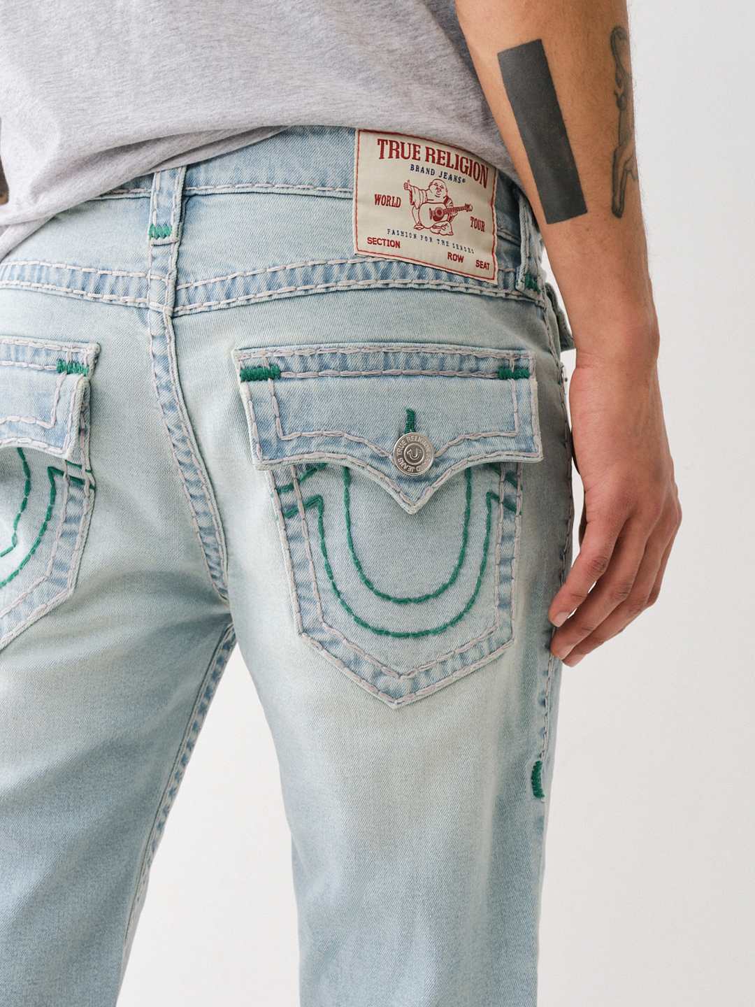 ROCCO SUPER T FRAYED SHORT
