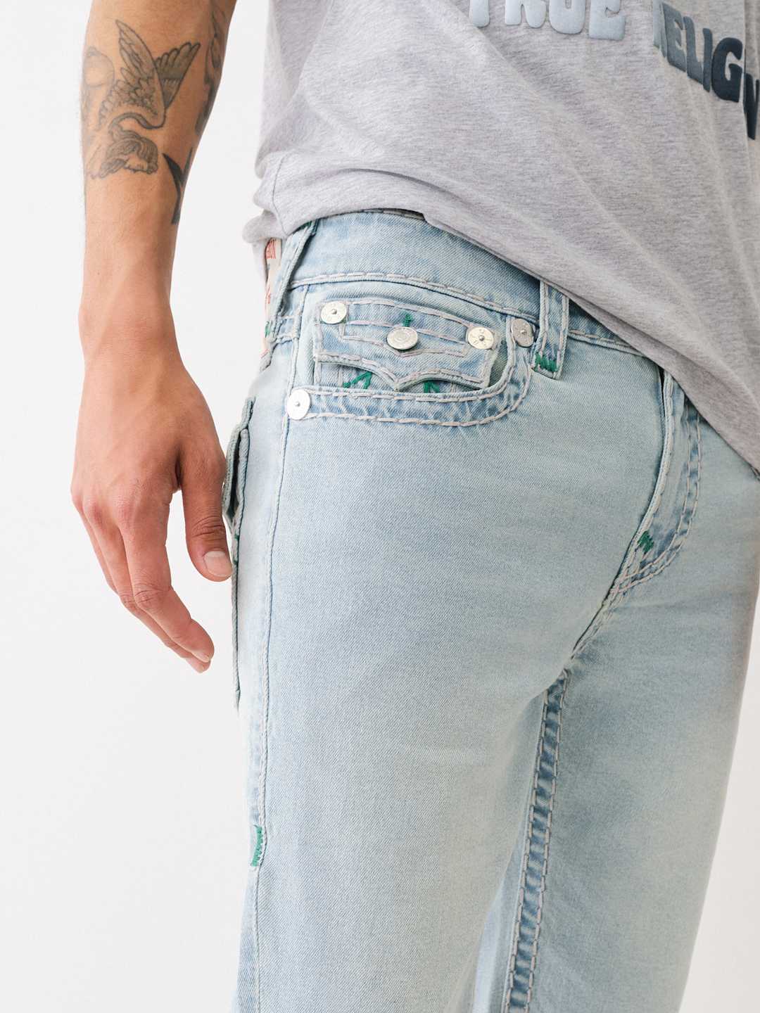 ROCCO SUPER T FRAYED SHORT