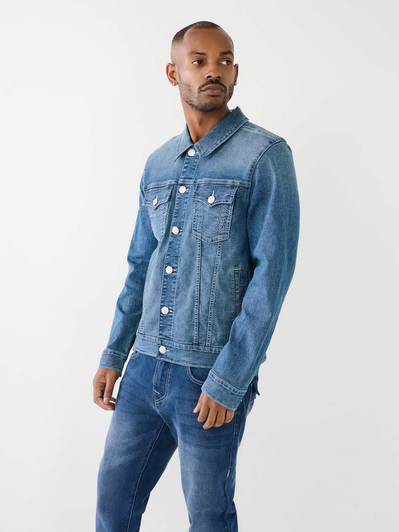 CLASSIC DENIM JACKET