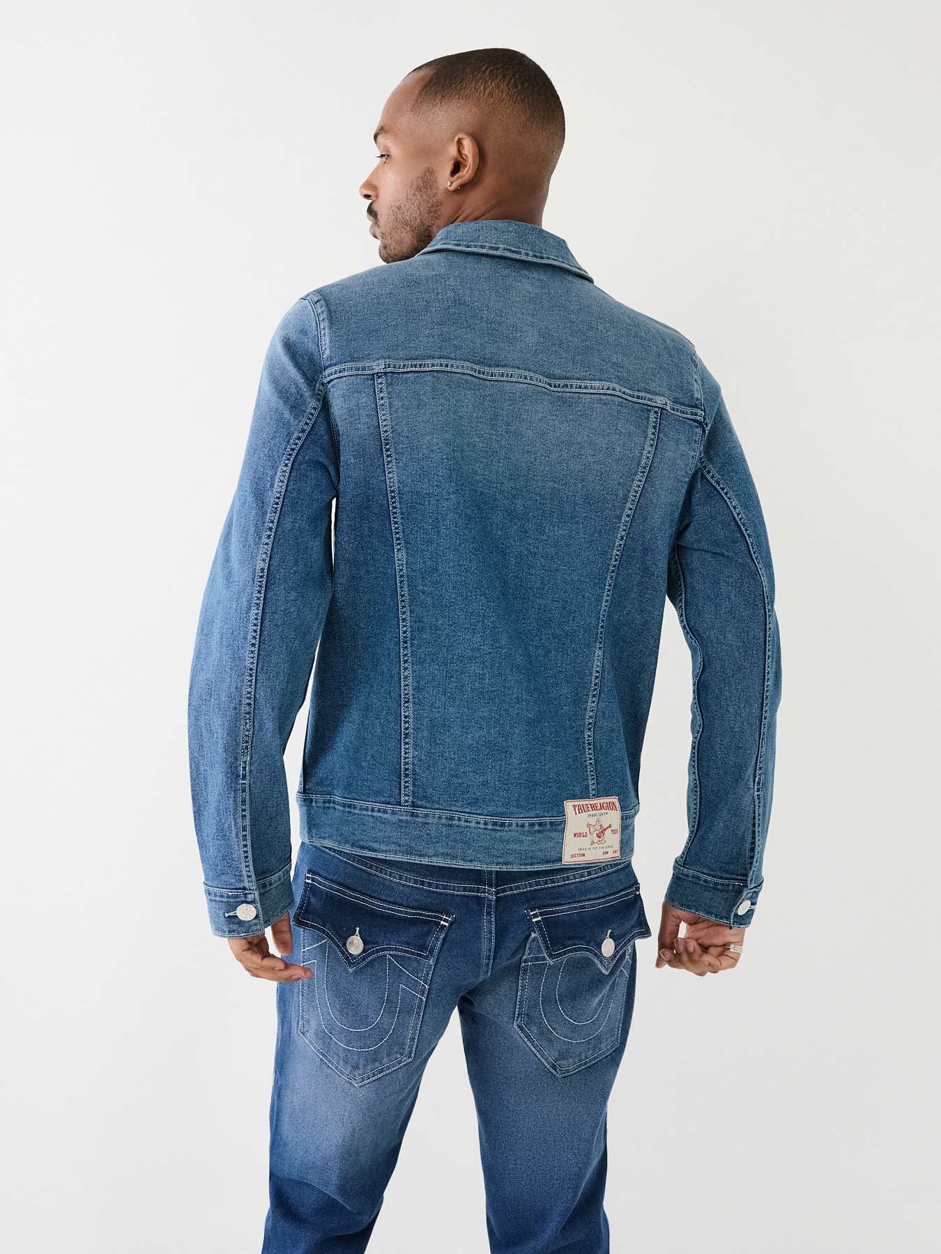 CLASSIC DENIM JACKET