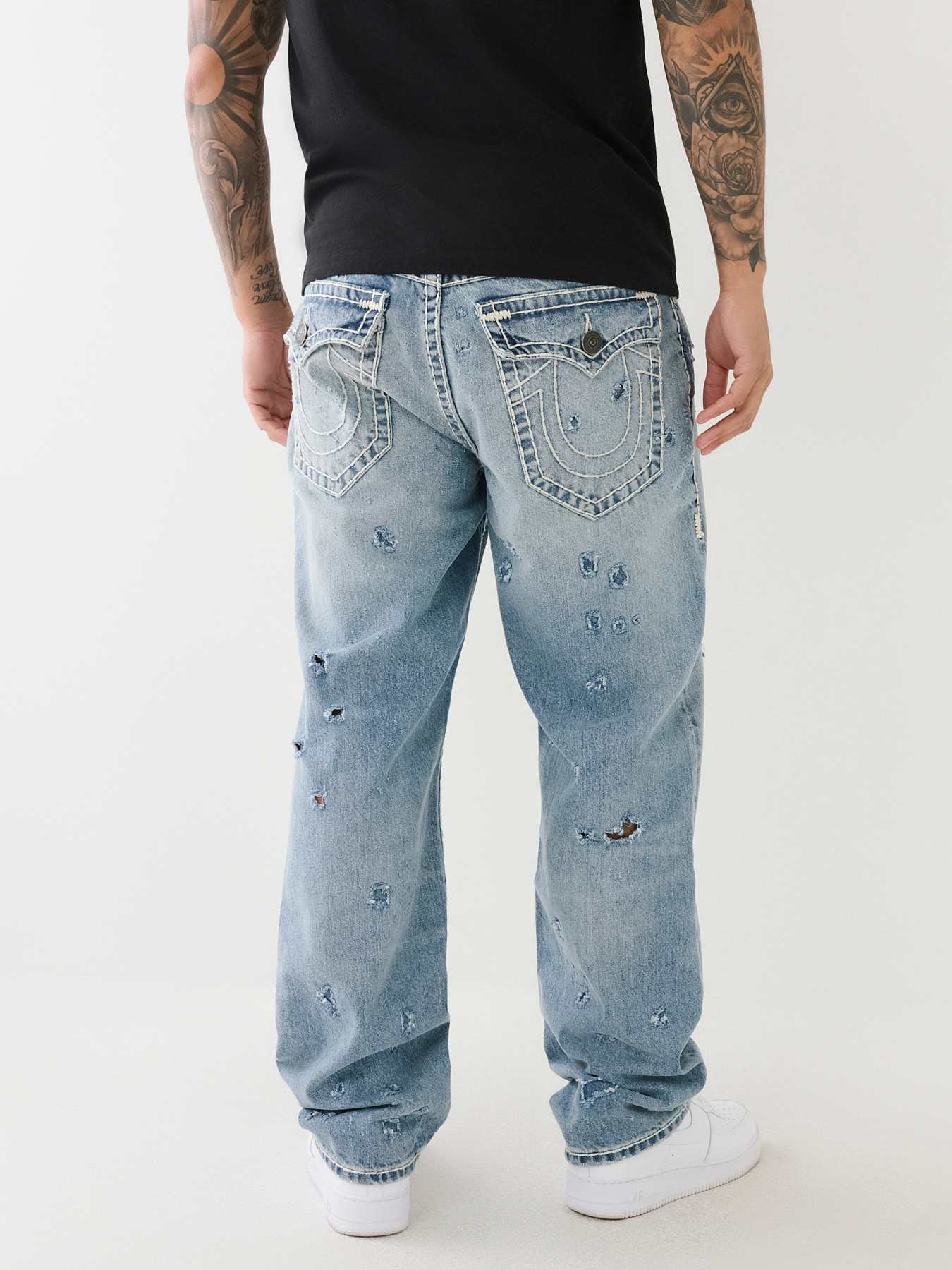 BOBBY DISTRESSED SUPER T BAGGY JEAN