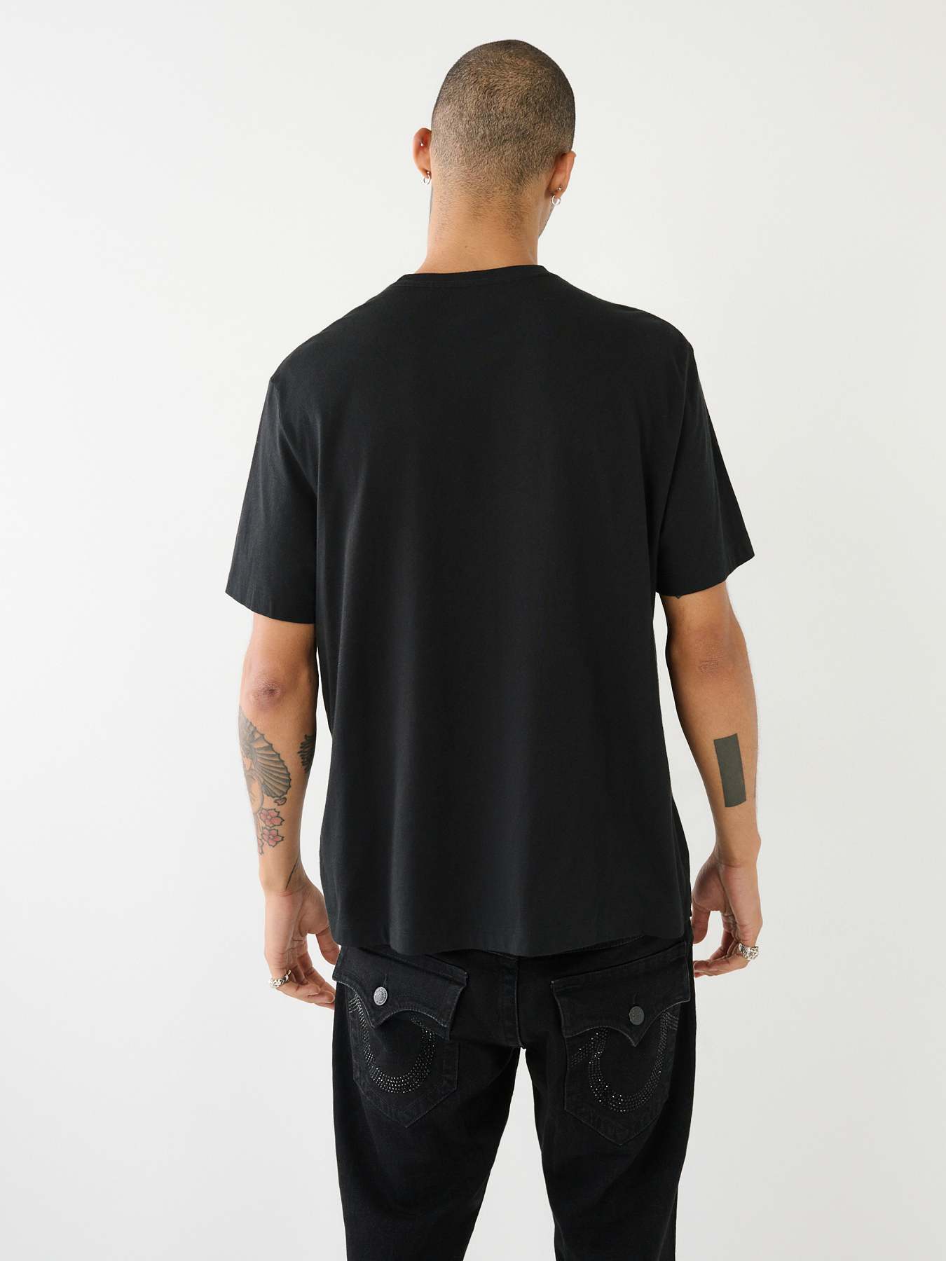 CHANNEL TRUE GRAPHIC RELAXED TEE