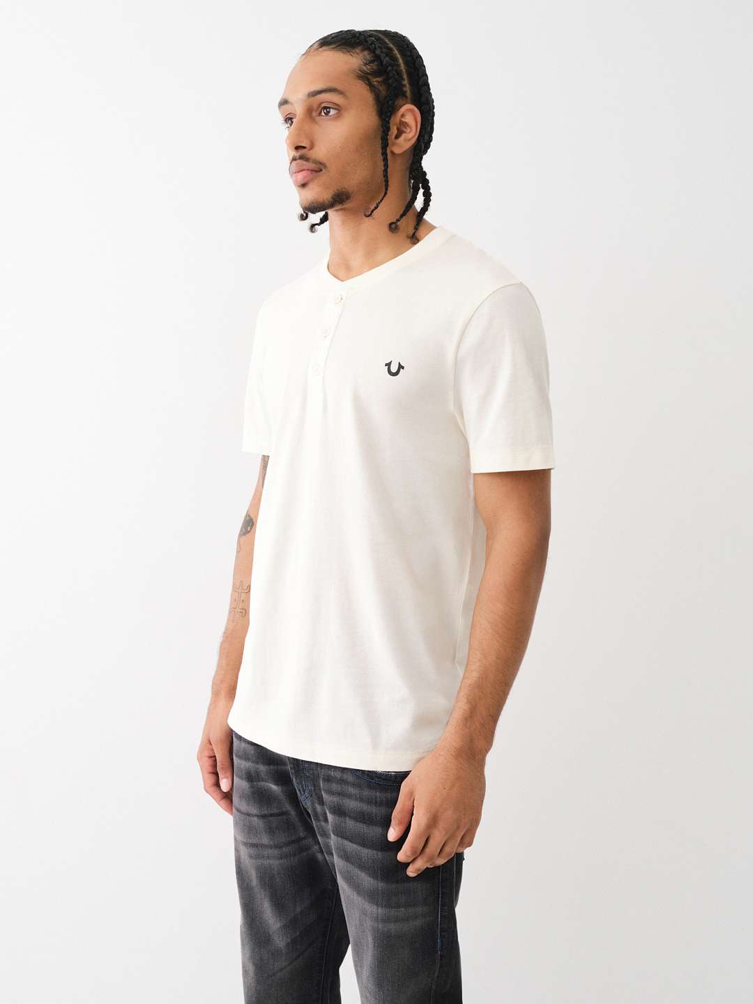LOGO PLACKET SHORT SLEEVE HENLEY TEE, image 4
