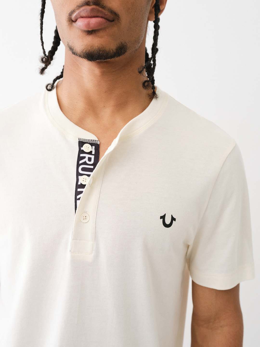 LOGO PLACKET SHORT SLEEVE HENLEY TEE, image 1