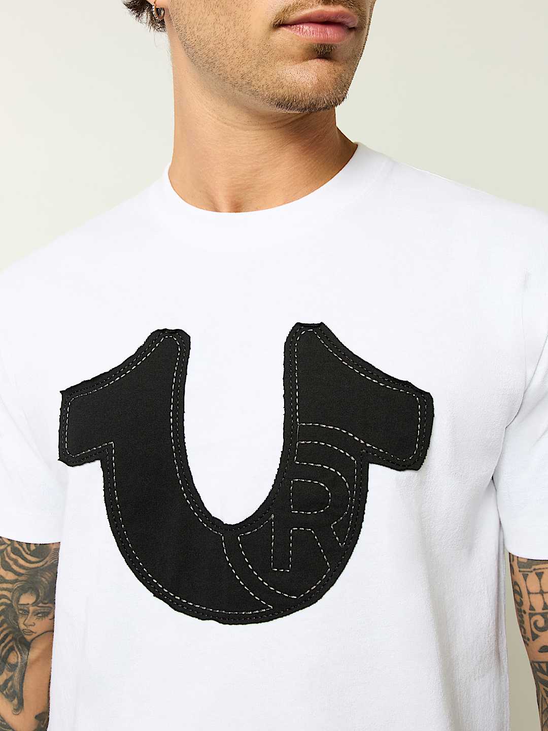 REGISTERED HORSESHOE APPLIQUE HEAVYWEIGHT TEE, image 1