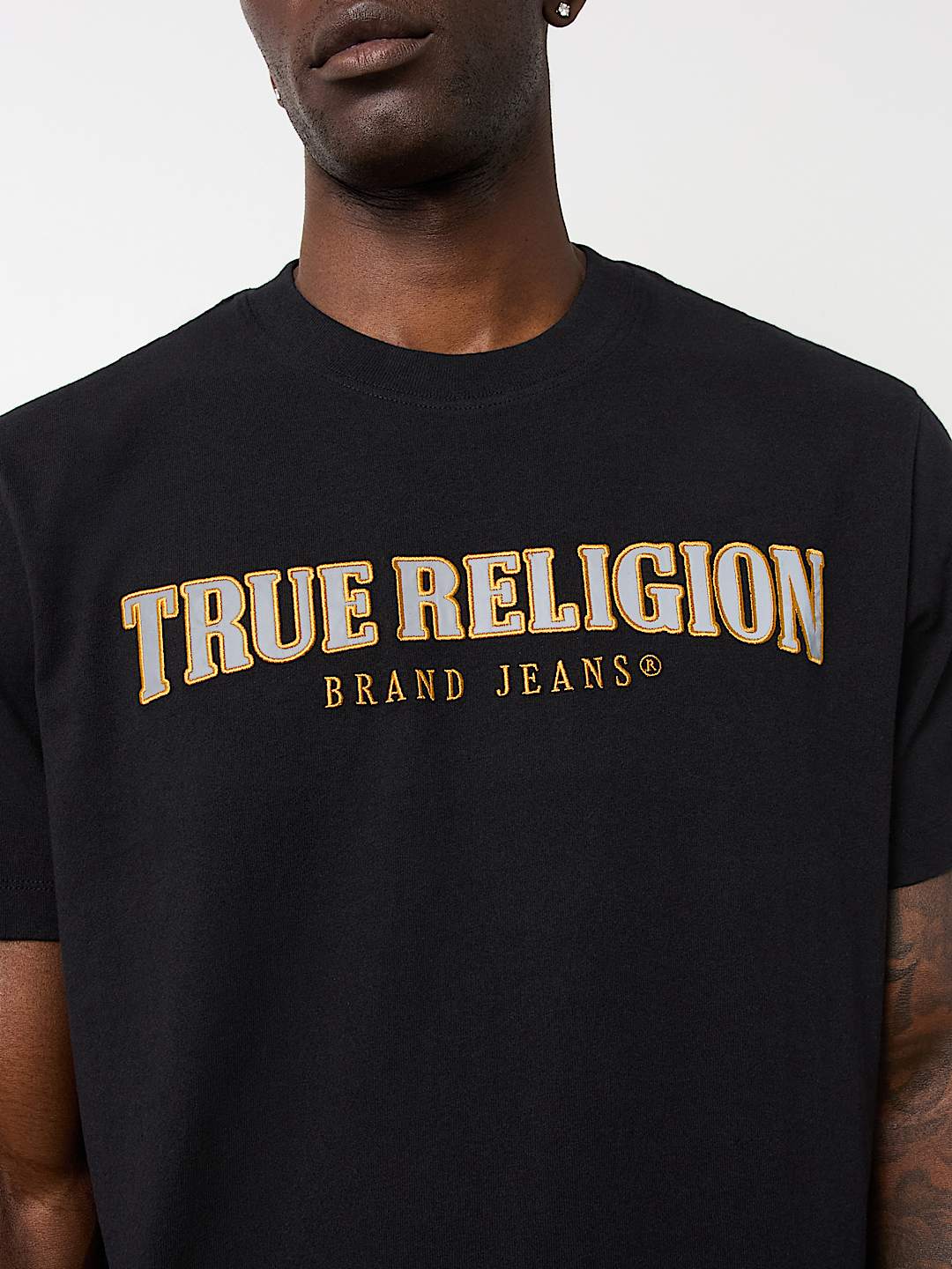 EMBROIDERED REFLECTIVE ARCH LOGO TEE, image 2