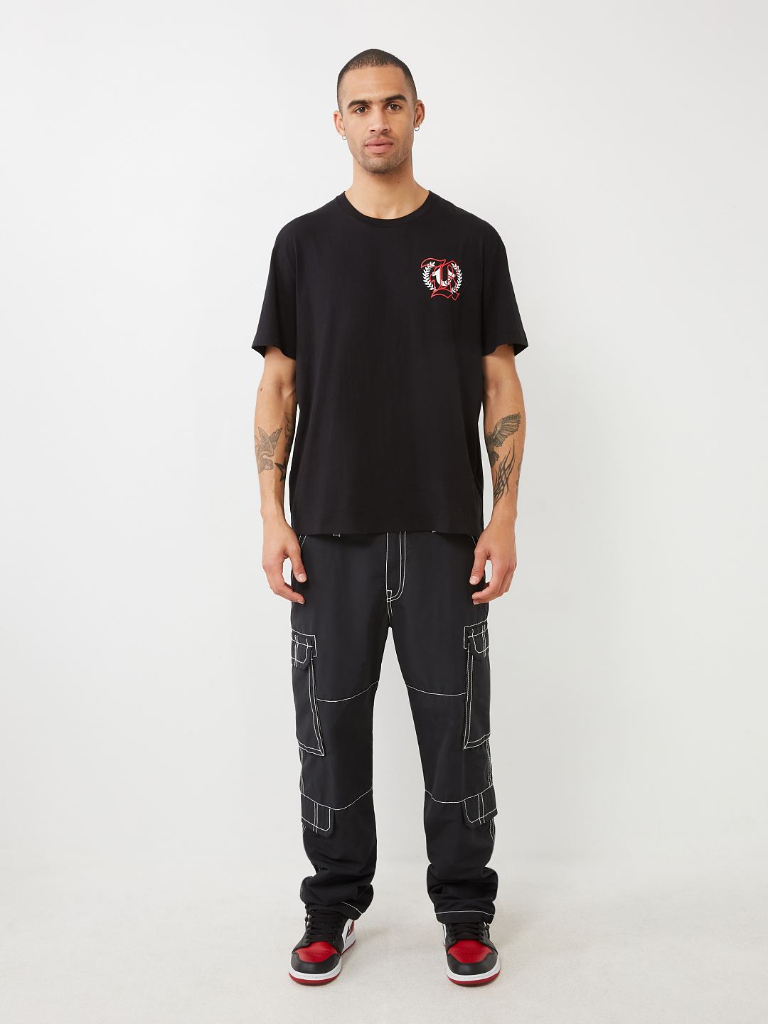 WORLD TOUR LOGO RELAXED TEE