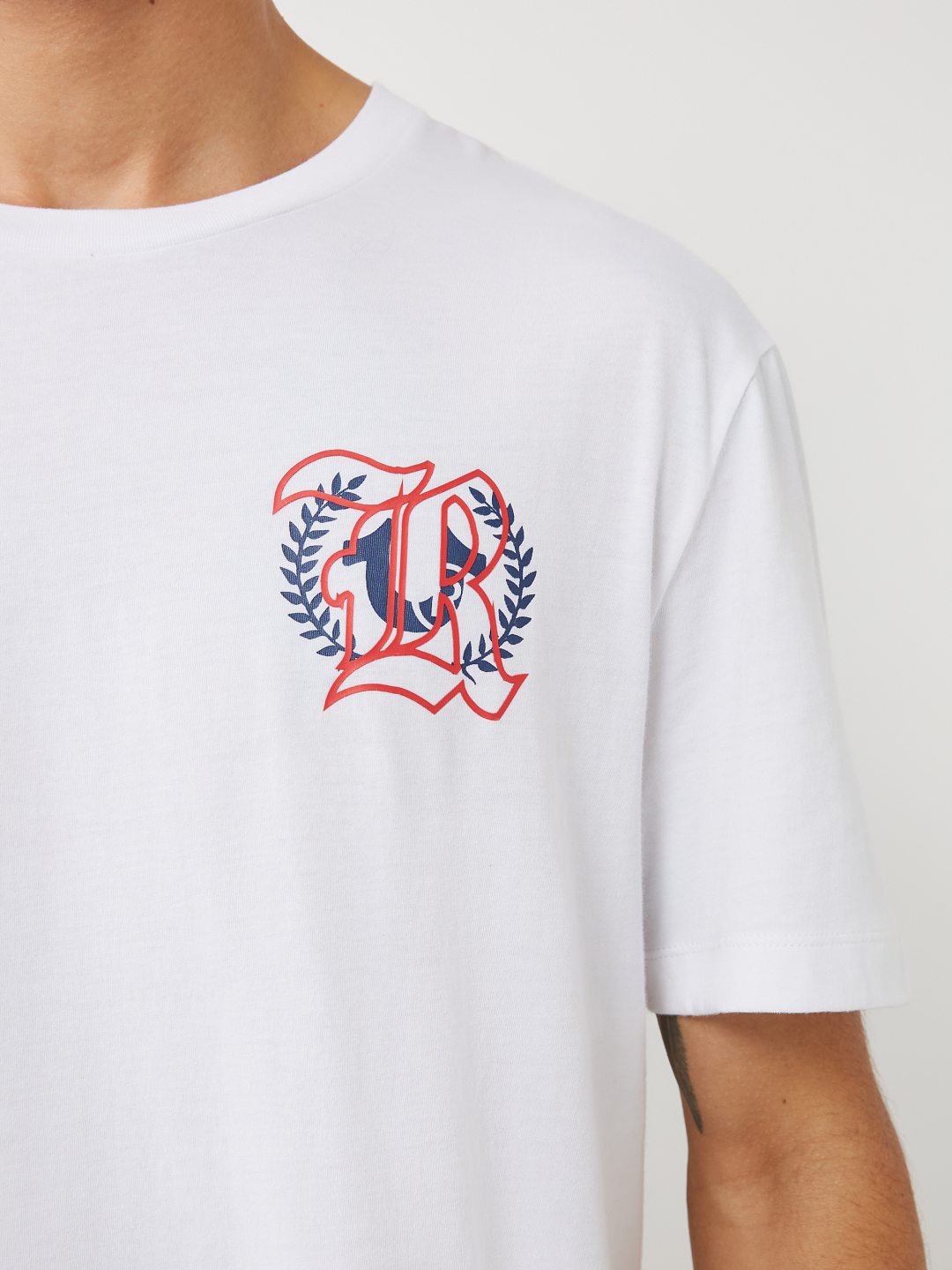  WORLD TOUR LOGO RELAXED TEE, image 2
