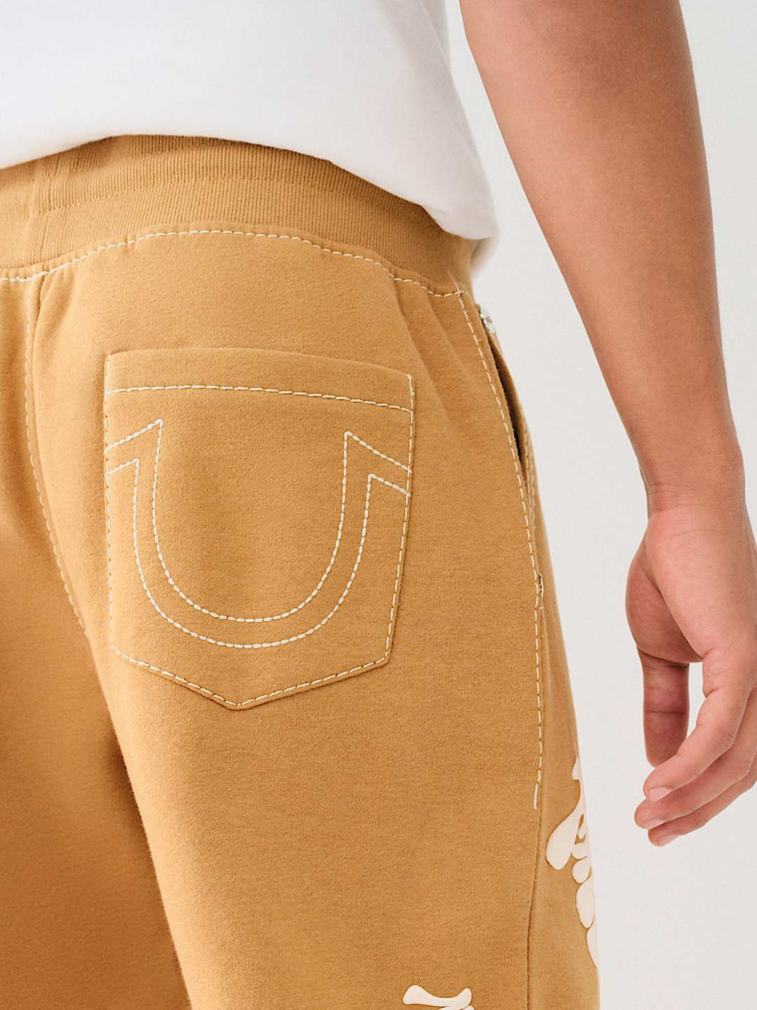 BIG T WARPED PUFF PRINT LOGO JOGGER | True Religion