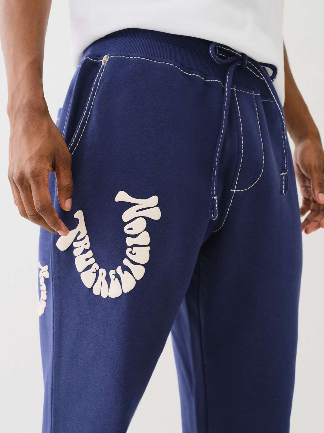 BIG T WARPED PUFF PRINT LOGO JOGGER, image 5