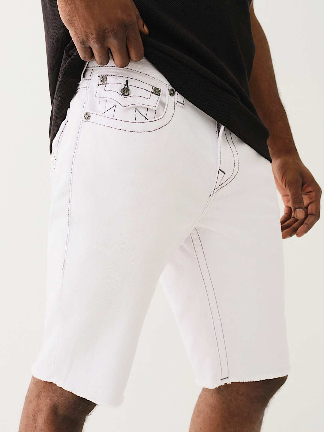 RICKY FRAYED FLAP SHORT