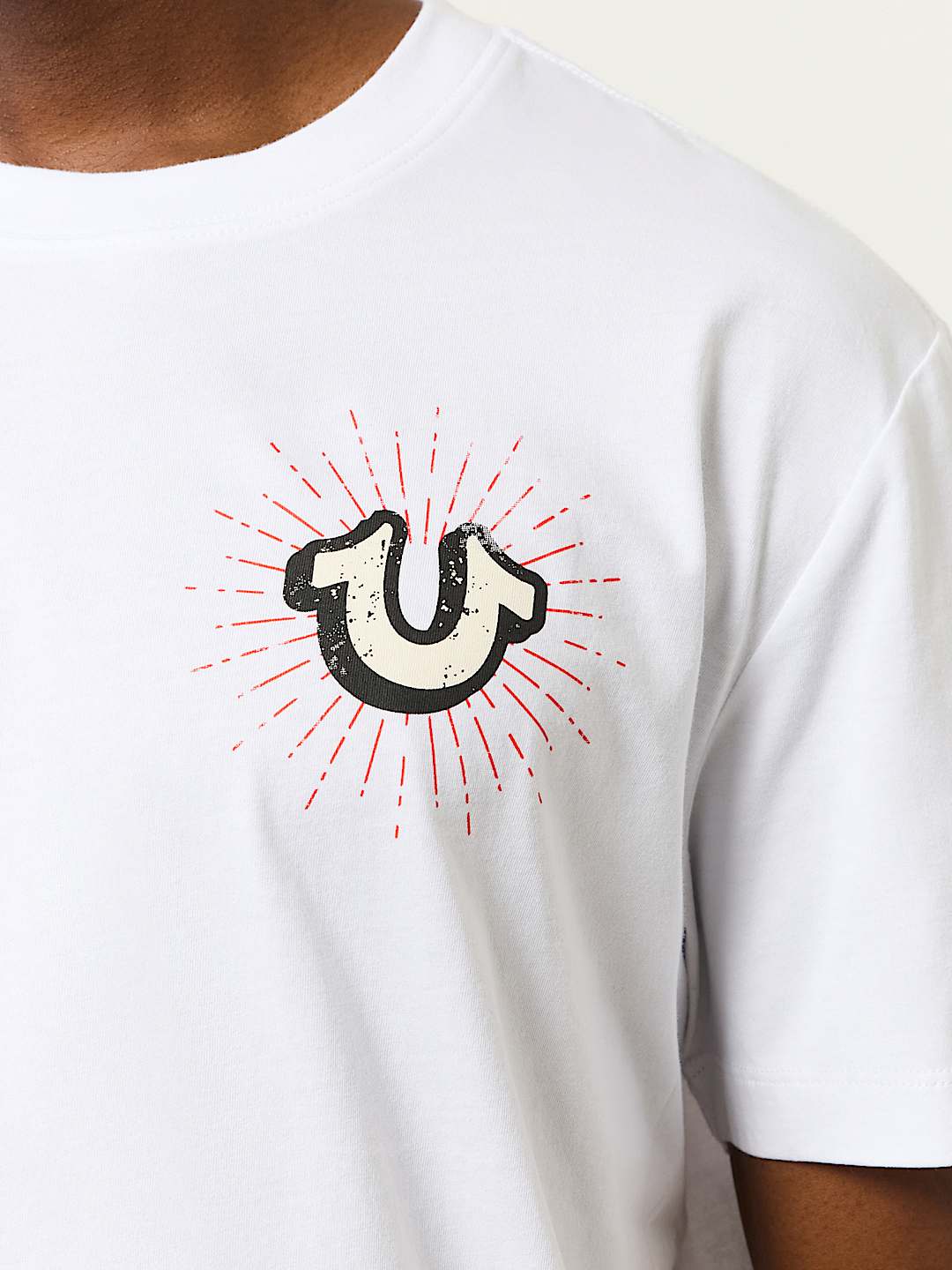 【True Religion】シャイニング クレスト Tシャツ VINTAGE SHINING CREST TEE - Black | True Religion