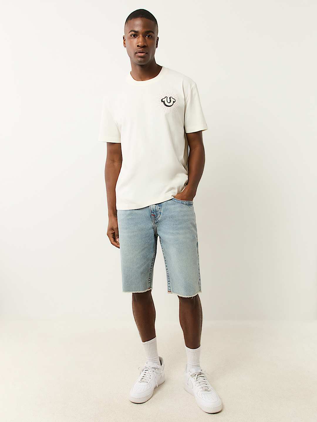 SHINING CREST TEE, image 6
