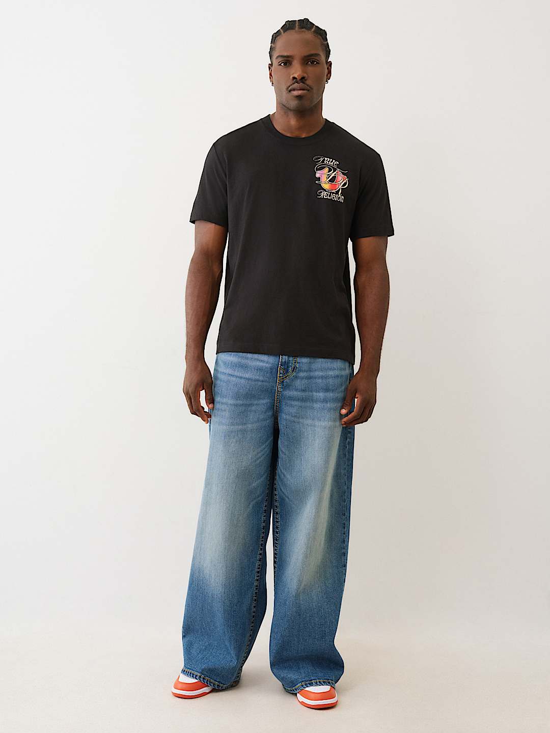 関税込み♪【TRUE RELIGION】OMBRE WORLD ロゴ ★ Tシャツ NWT True Religion Ombre Logo Crew Neck T-Shirt- White -Mens