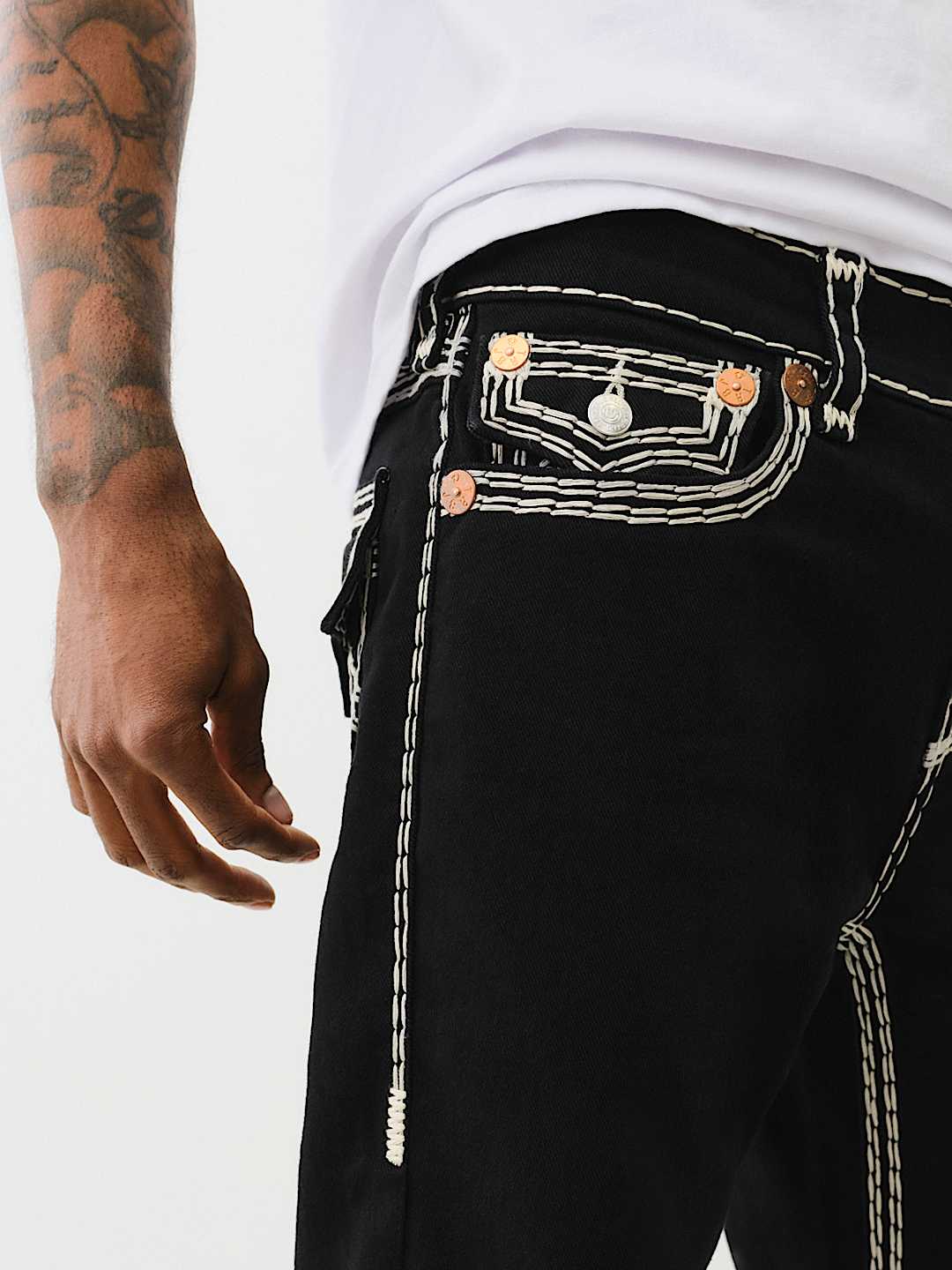 RICKY SUPER QT STRAIGHT JEAN - 2SB Body Rinse Black | True