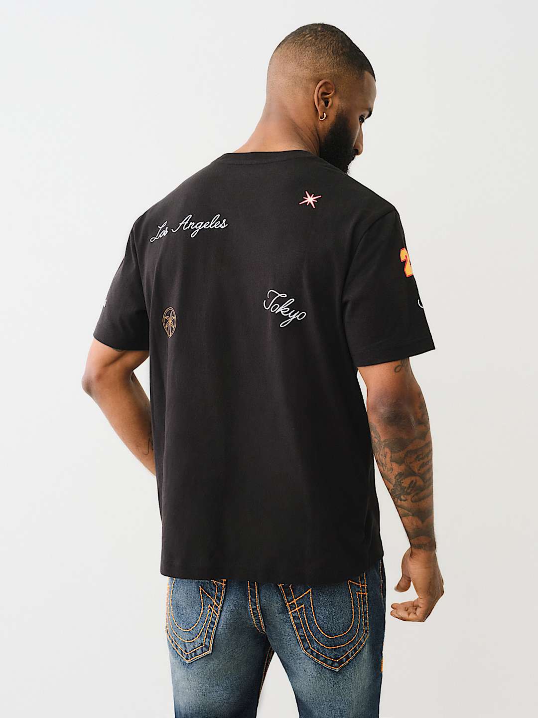 SCATTERED ART TEE - Black | True Religion