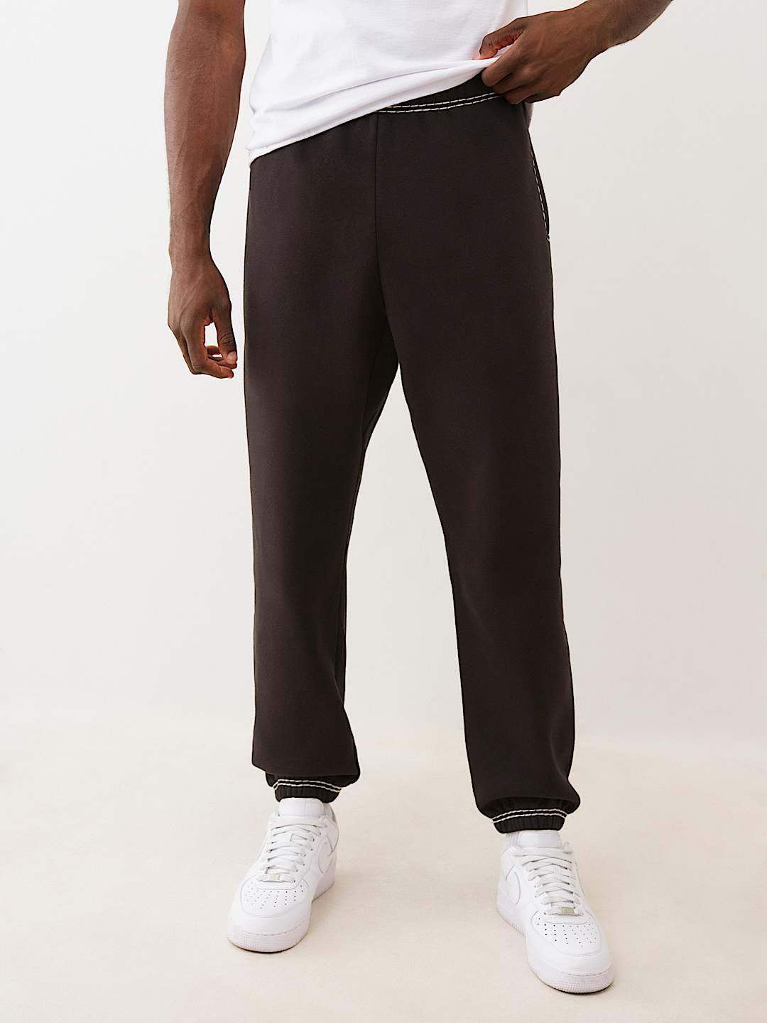 SUPER T RELAXED JOGGER, image 2