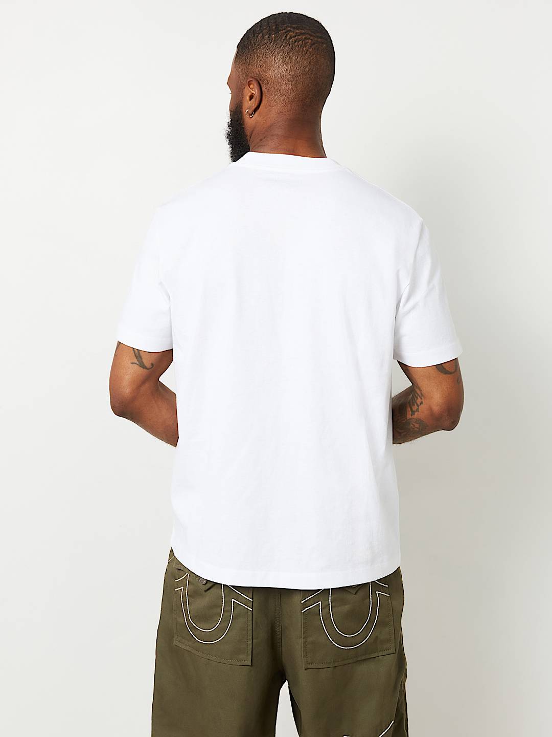 EMBROIDERED WARPED HORSESHOE TEE