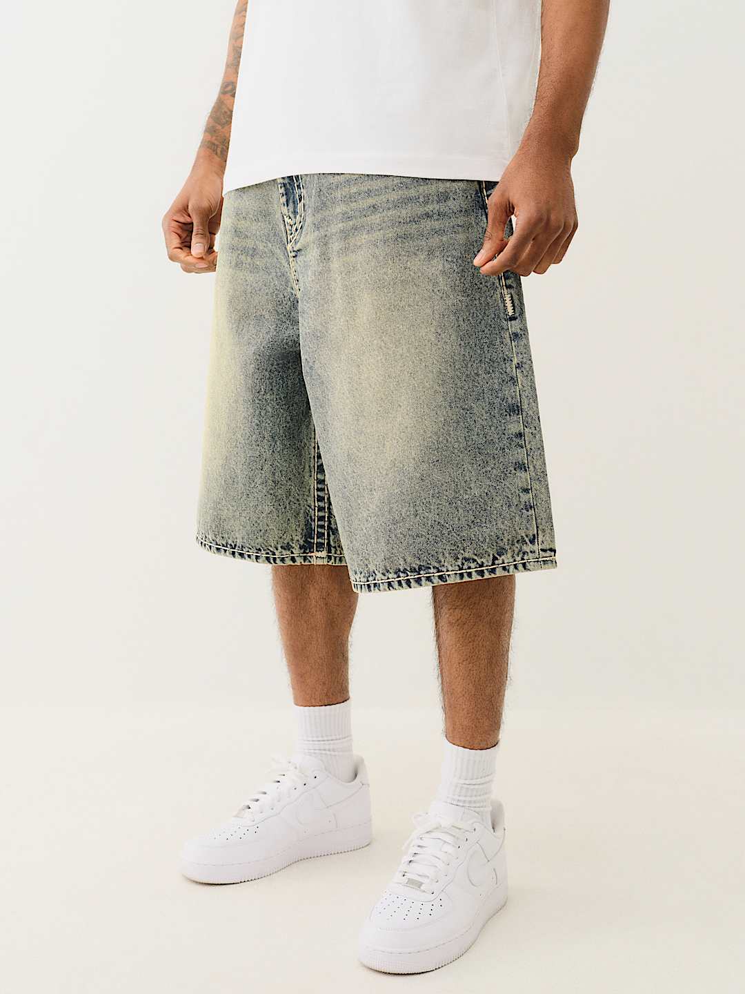 MIKEY SUPER T BAGGY AF SHORT