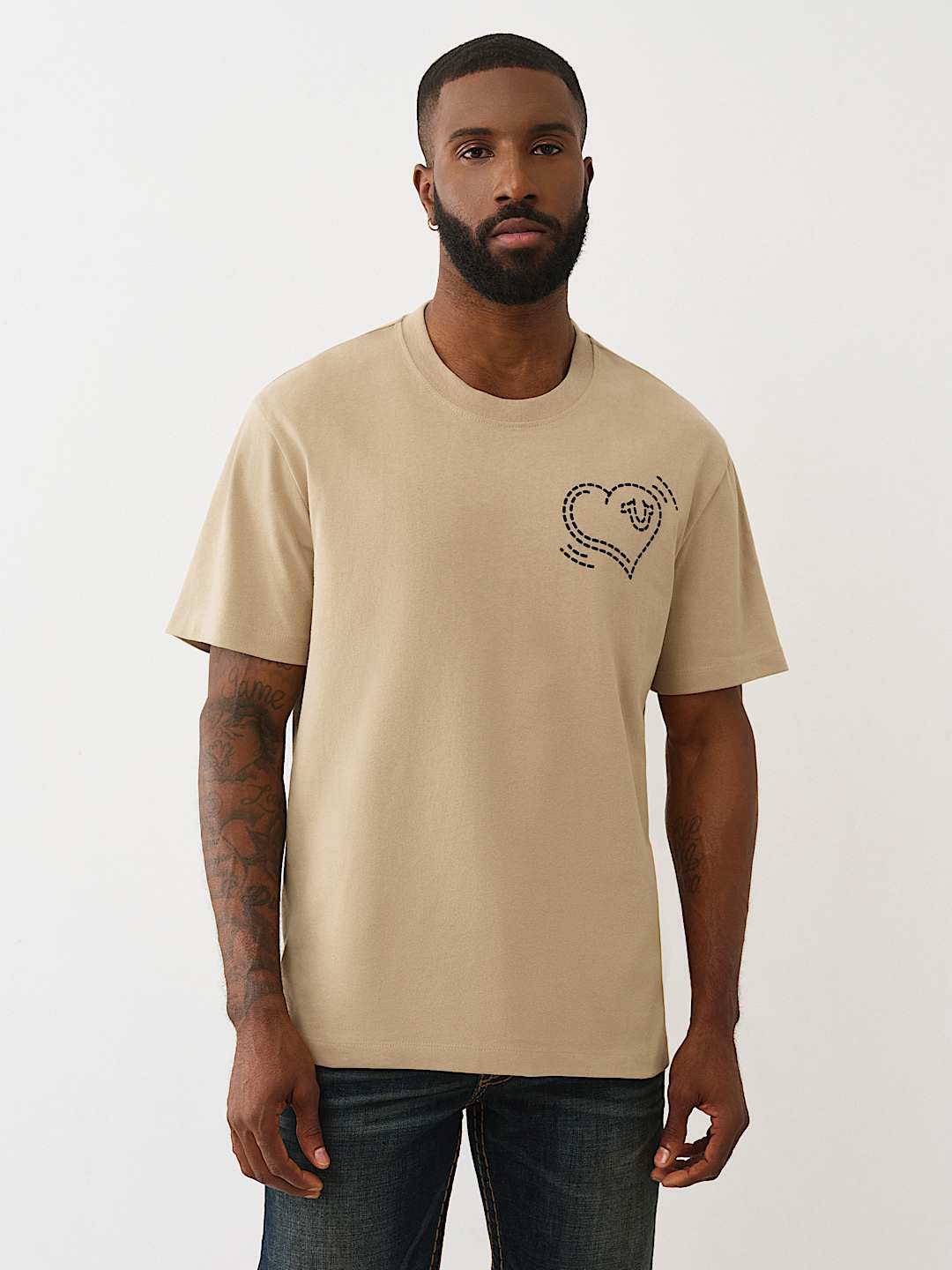 CAMISETA CON ESTAMPADO DE GATO EN RELIEVE, image 3