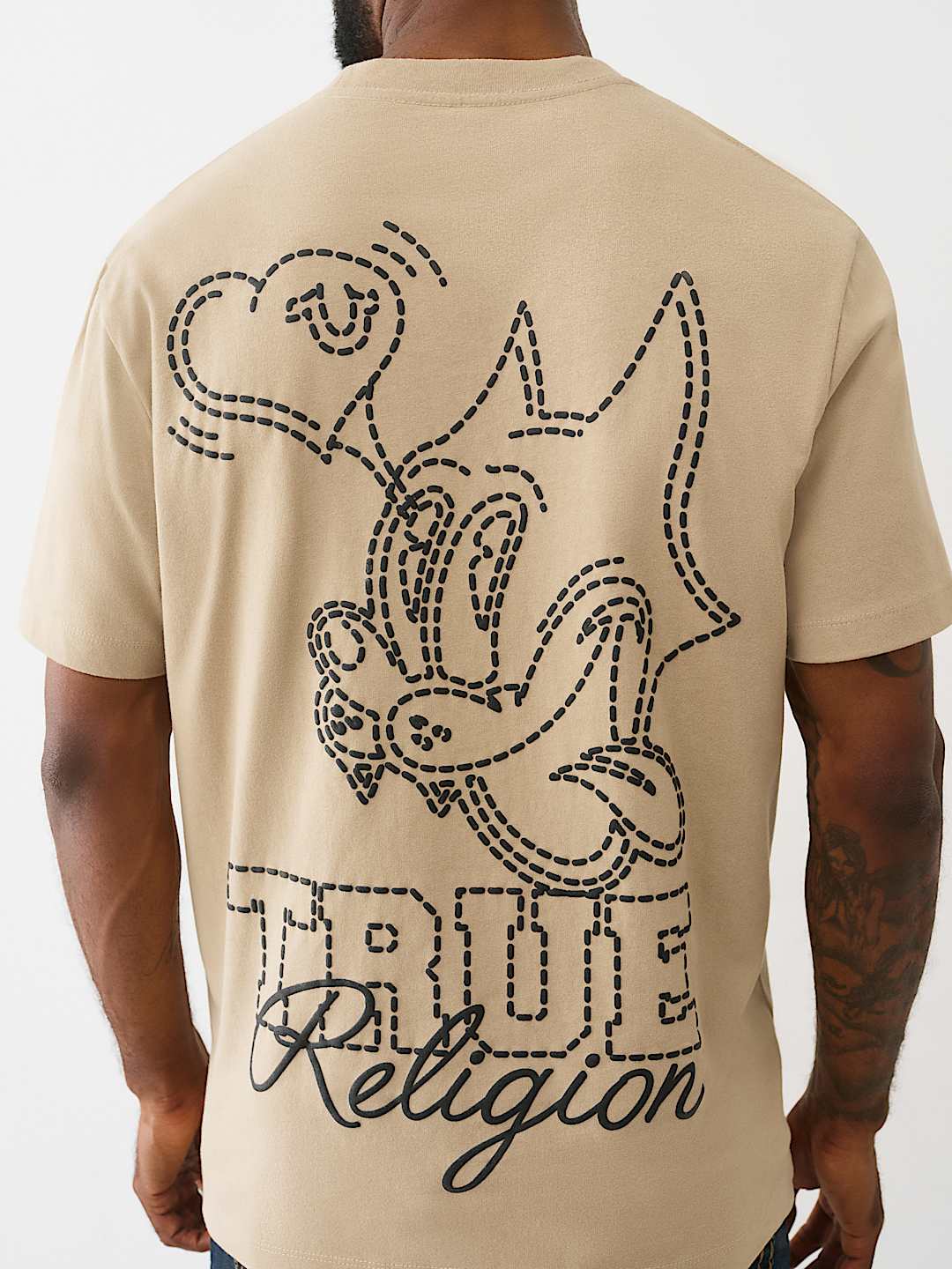 CAMISETA CON ESTAMPADO DE GATO EN RELIEVE, image 1