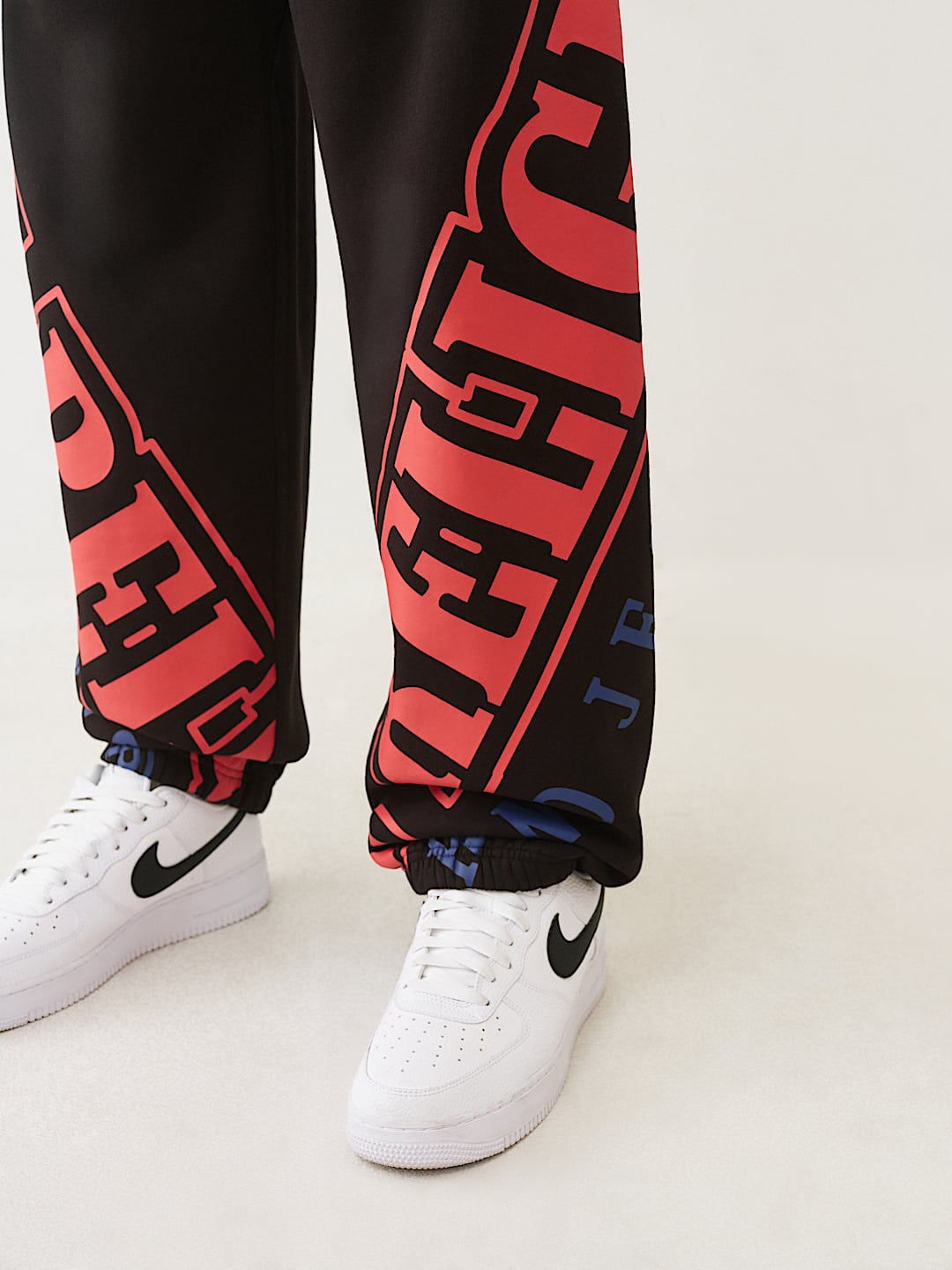 OVERT ARCHED LOGO BAGGY JOGGER, image 6