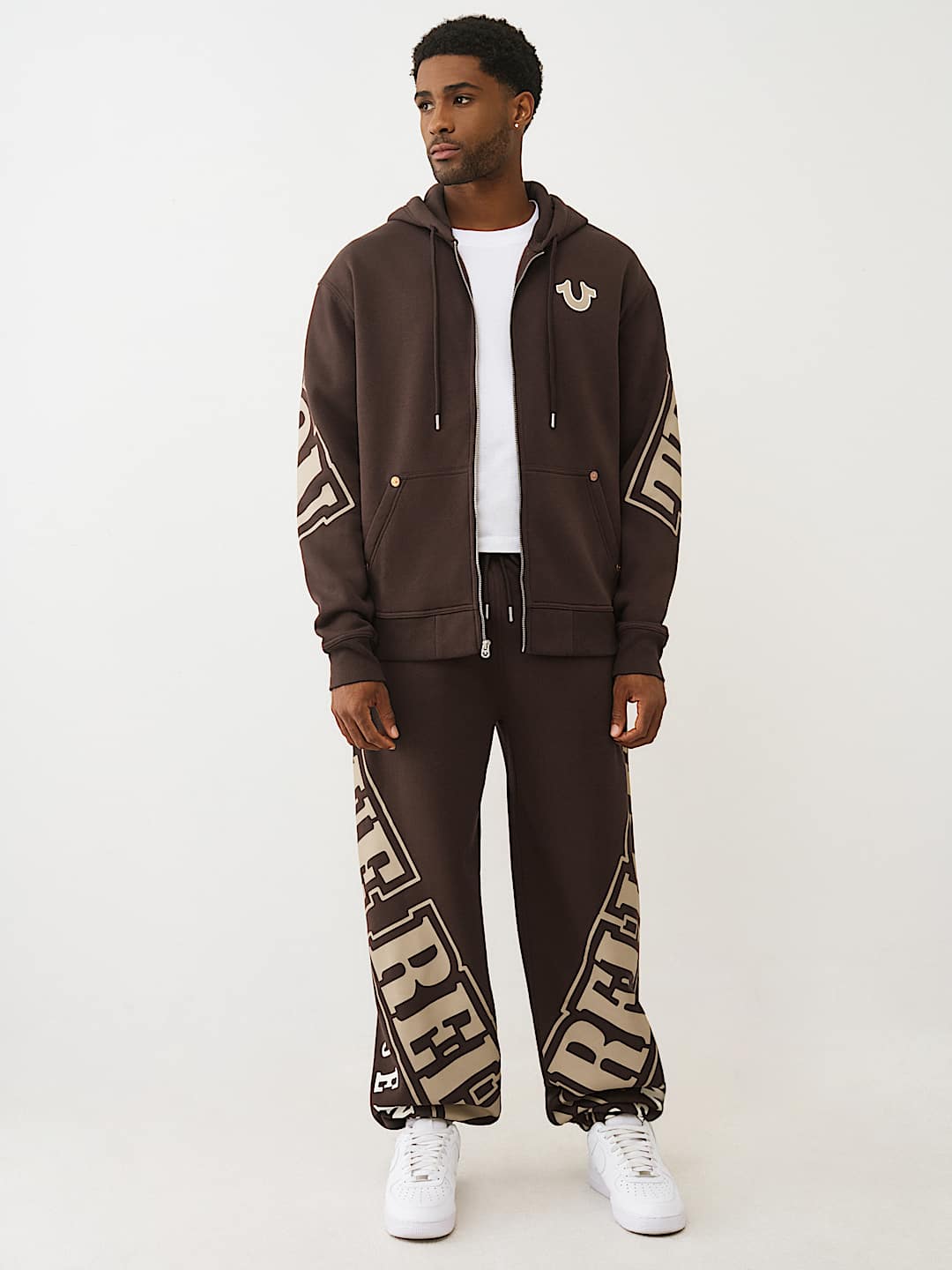 OVERT ARCHED LOGO BAGGY JOGGER, image 3