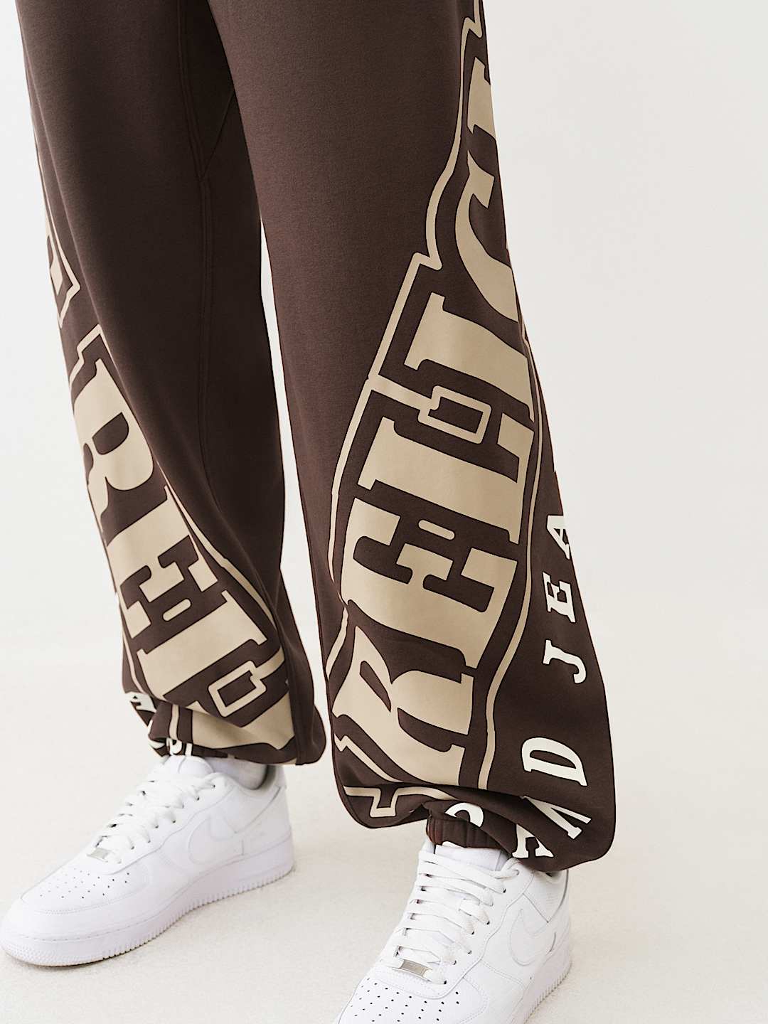 OVERT ARCHED LOGO BAGGY JOGGER, image 6