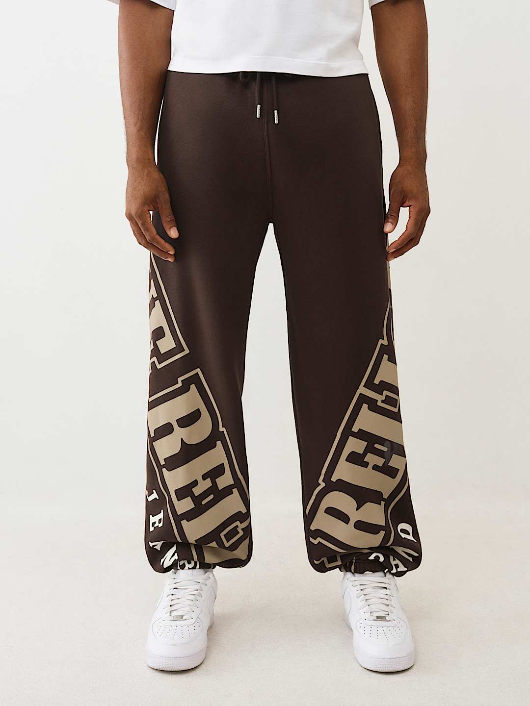 OVERT ARCHED LOGO BAGGY JOGGER, image 1