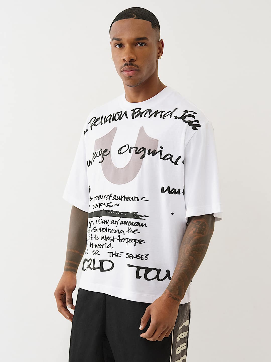 WORLD TOUR SCRIPT BOXY TEE, image 3