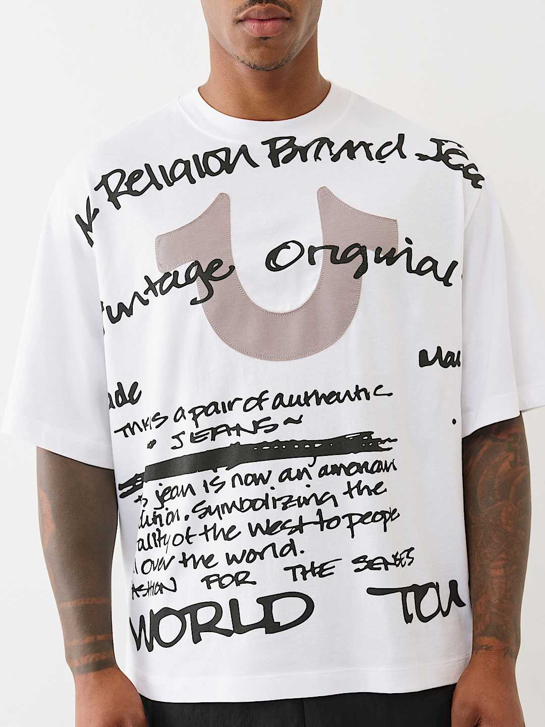 WORLD TOUR SCRIPT BOXY TEE, image 1