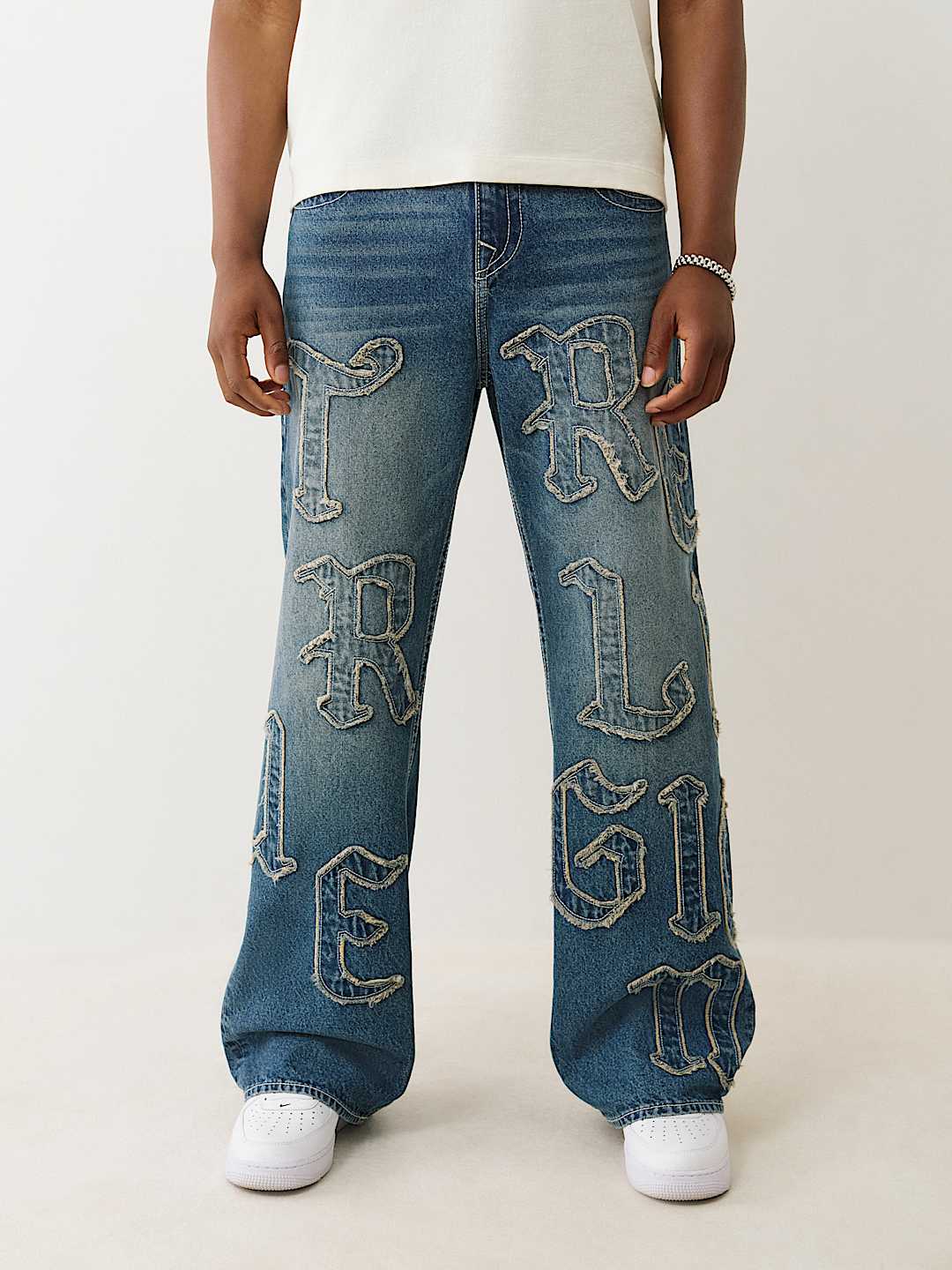 VINNY TRUE APPLIQUE BAGGY JEAN