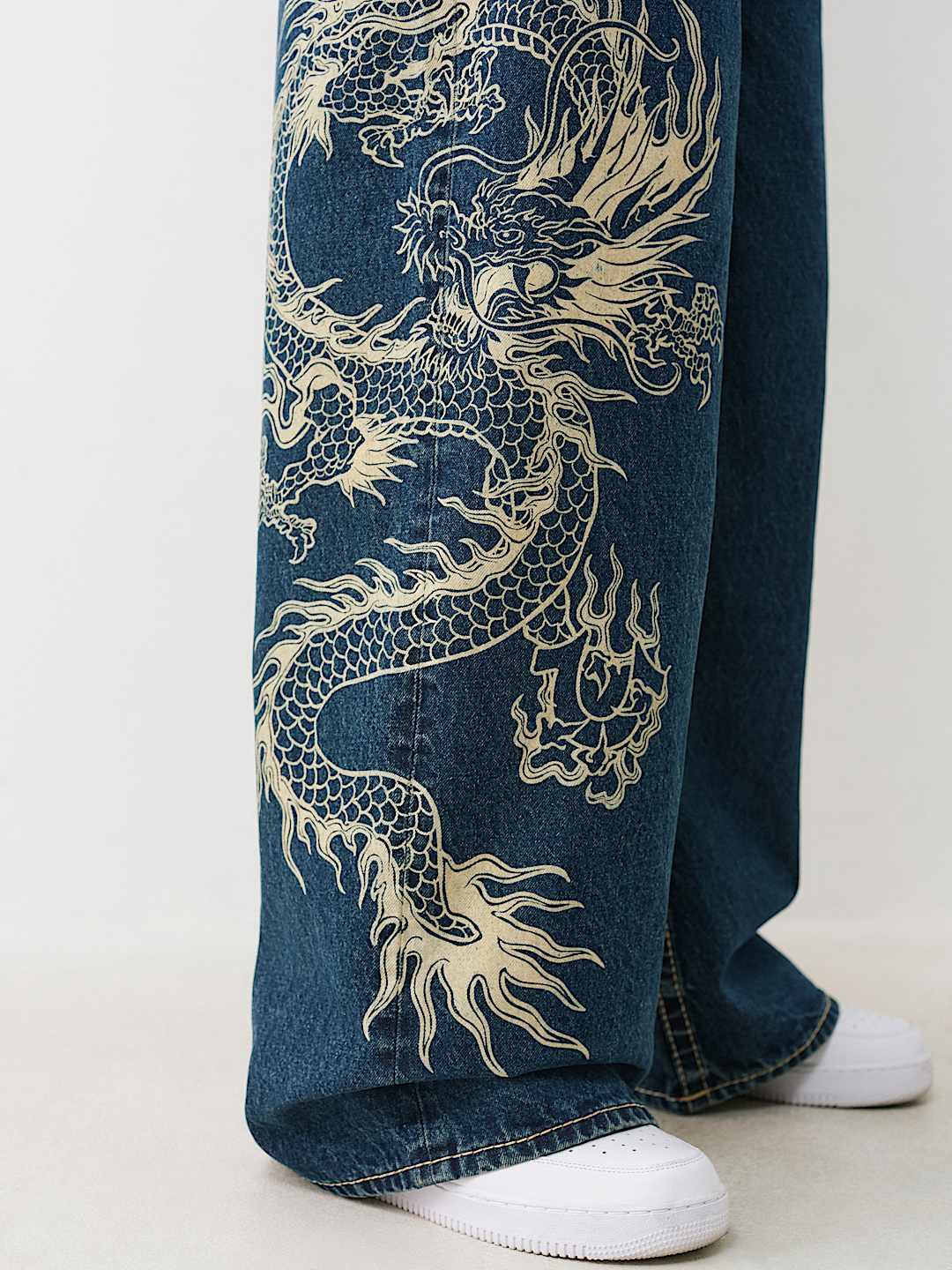 MIKEY BIG T FLAP DRAGON 32IN