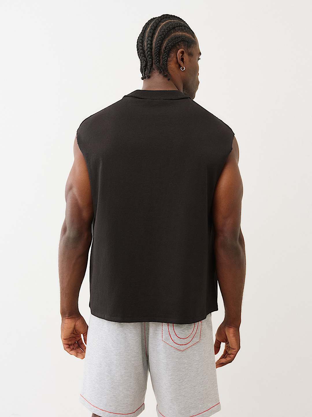 WORLD TOUR SLEEVELESS CUT OFF TEE