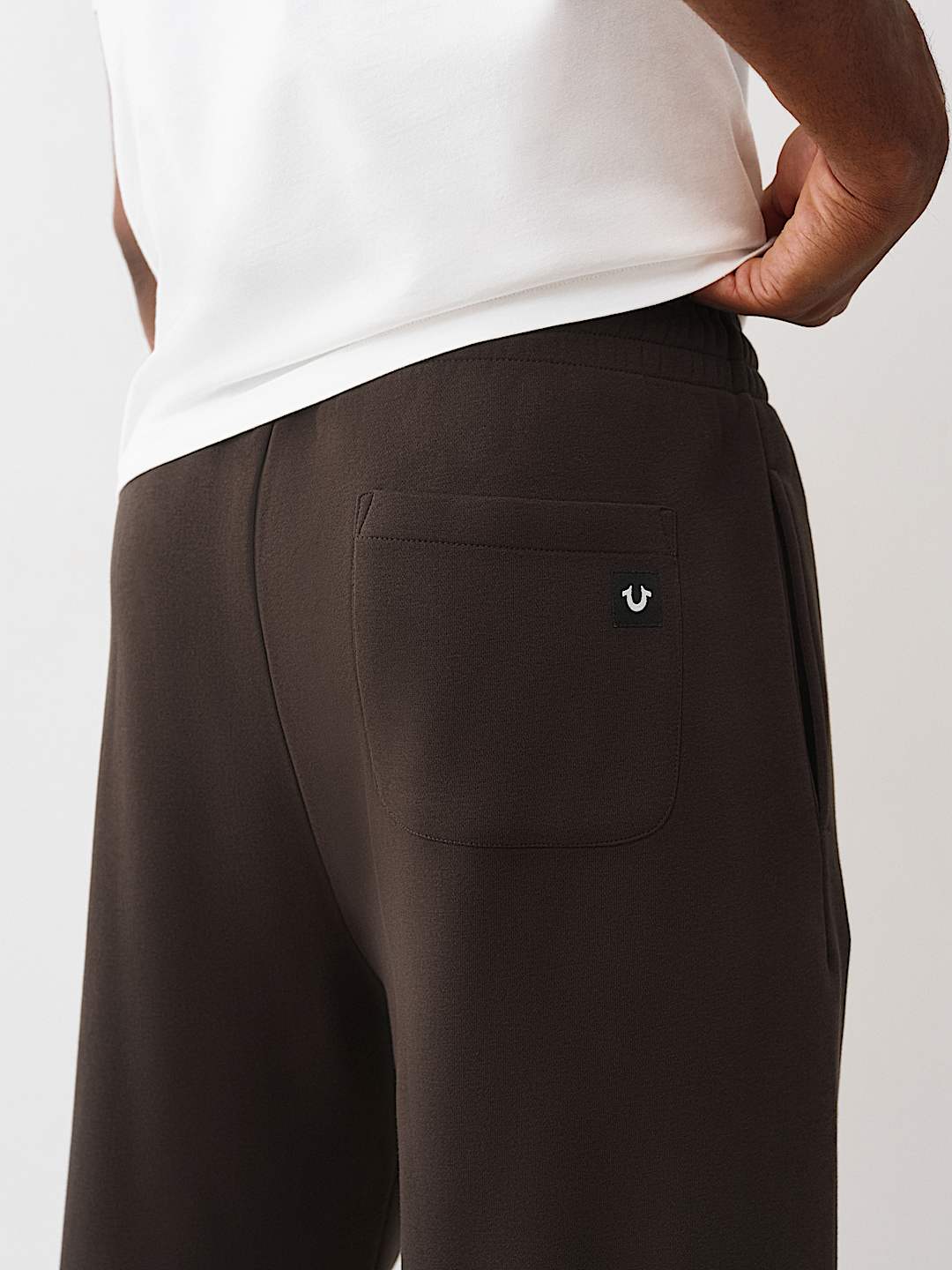 PANTALONES JOGGER VINTAGE CON PARCHE, image 2