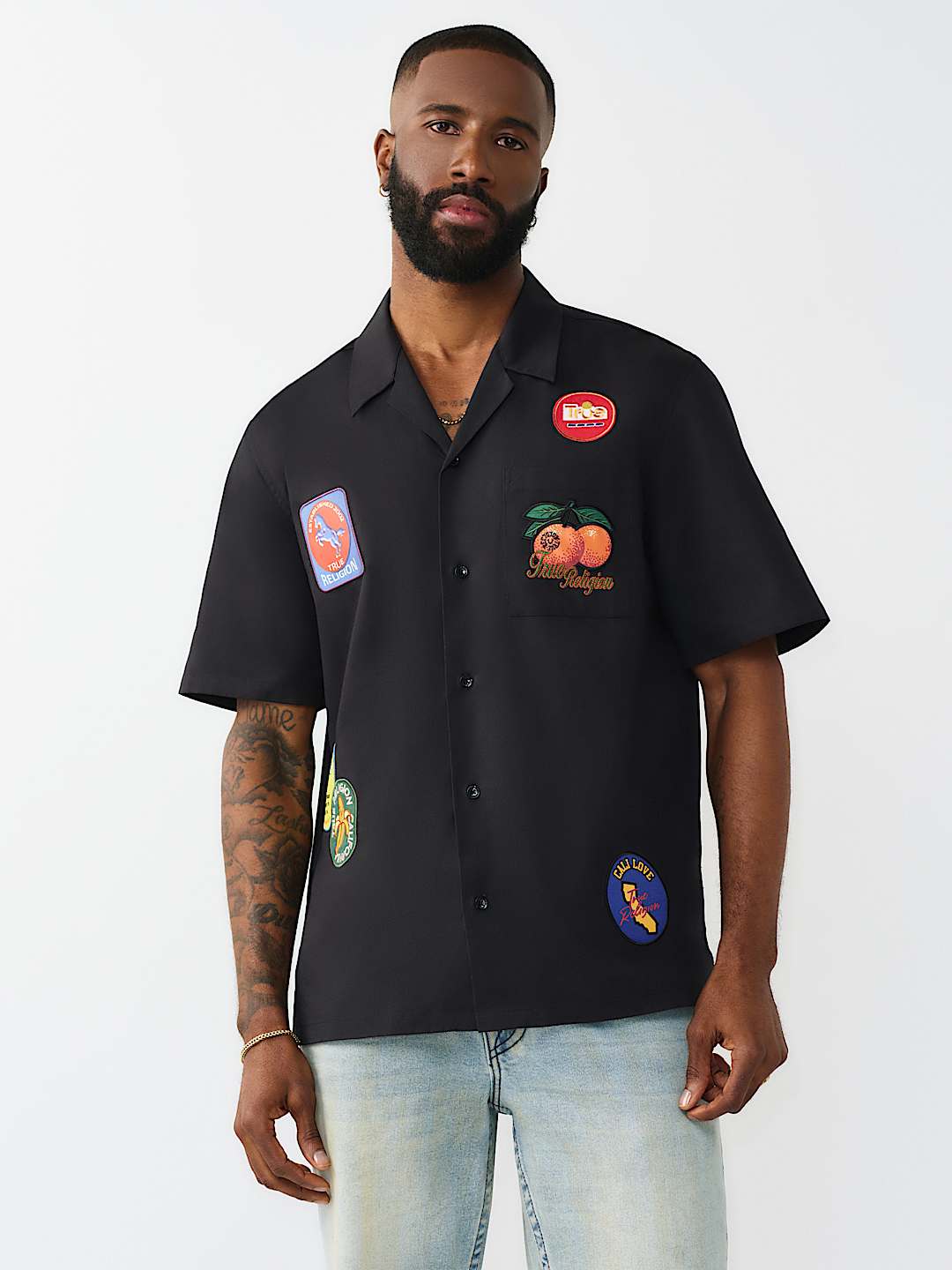 CAMISA BORDADA DE SARGA CON CUELLO DE CAMPANA, image 1