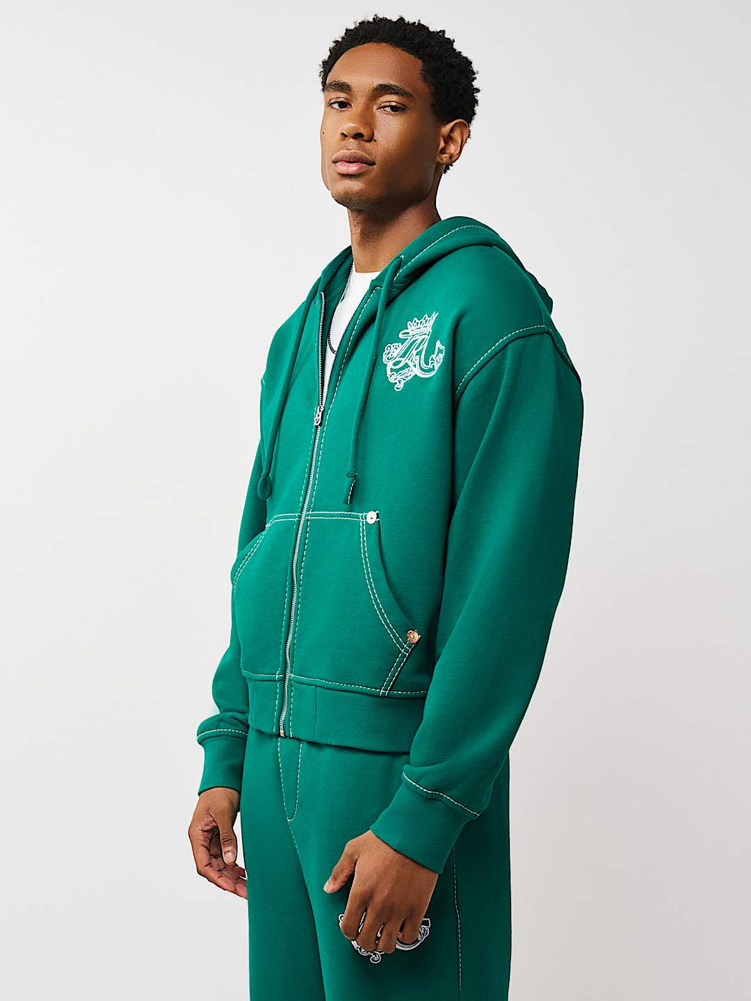 LOGO CREST BIG T BOXY ZIP HOODIE, image 3